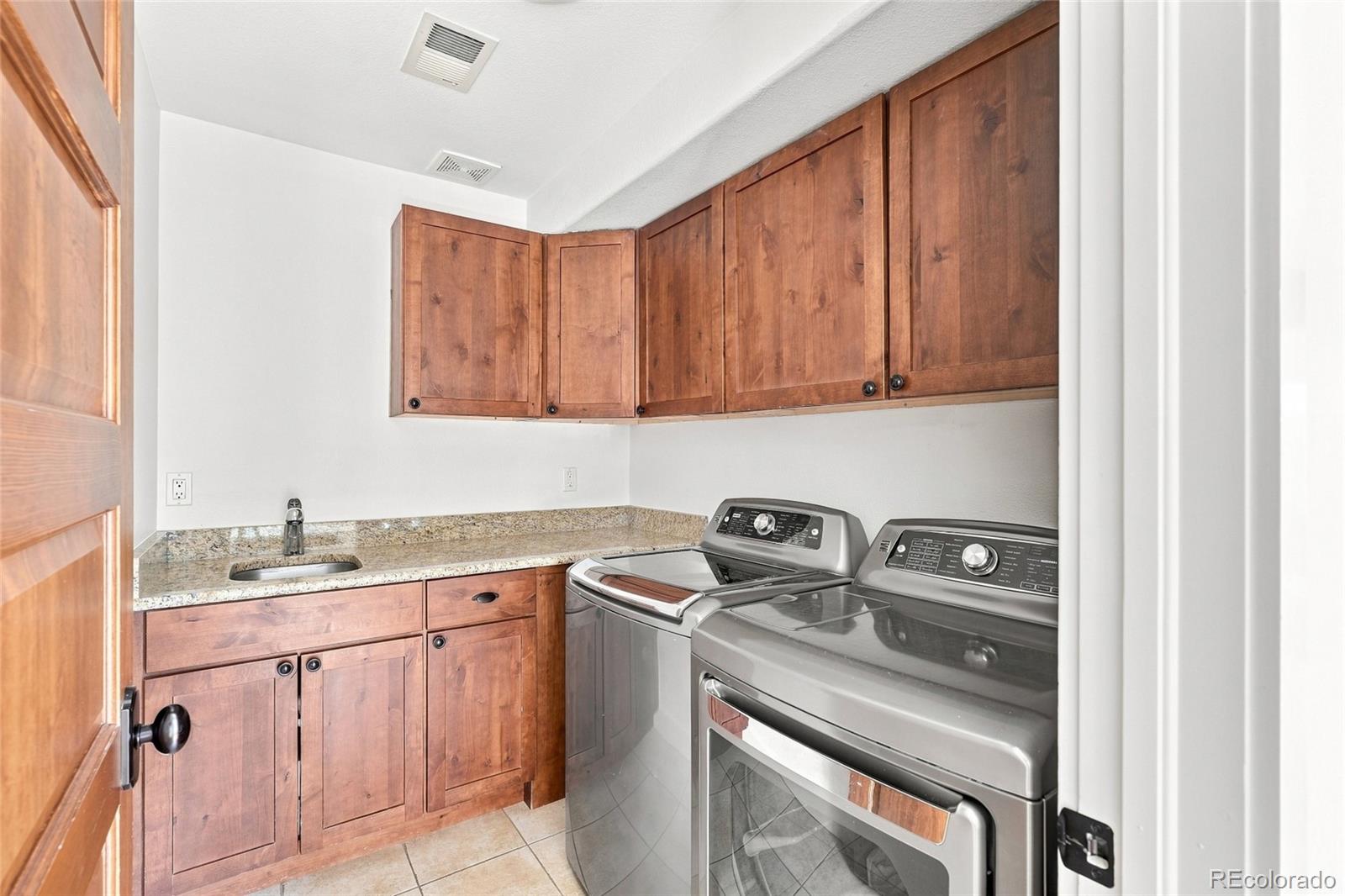 MLS Image #27 for 3226  wyandot street,denver, Colorado