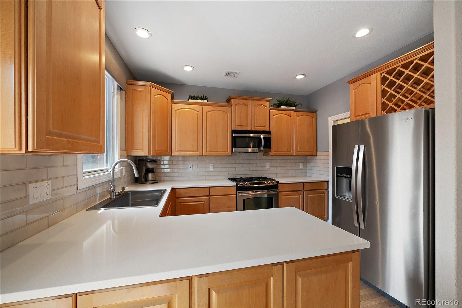 MLS Image #10 for 108 s monroe street,denver, Colorado