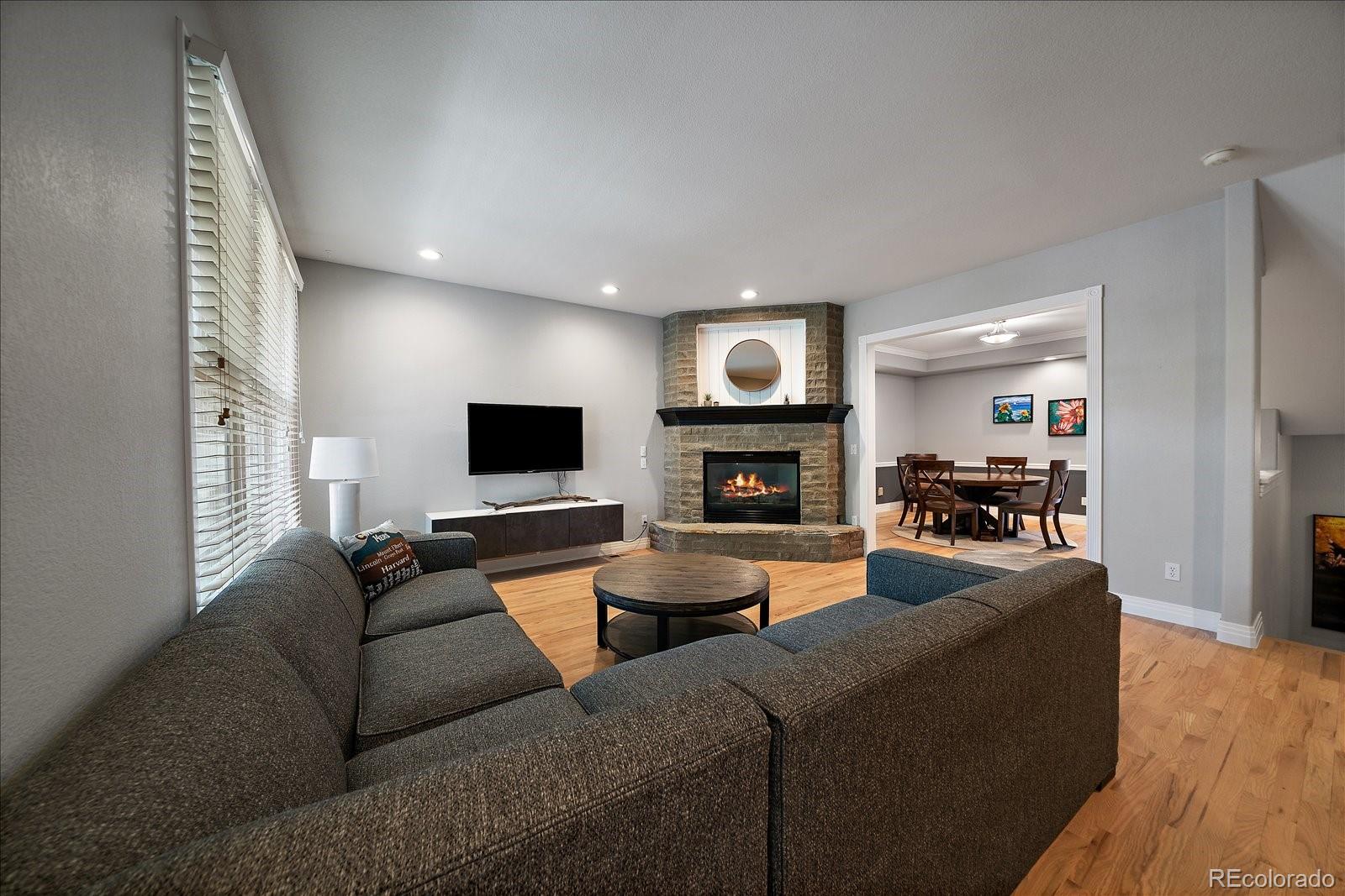 MLS Image #3 for 108 s monroe street,denver, Colorado
