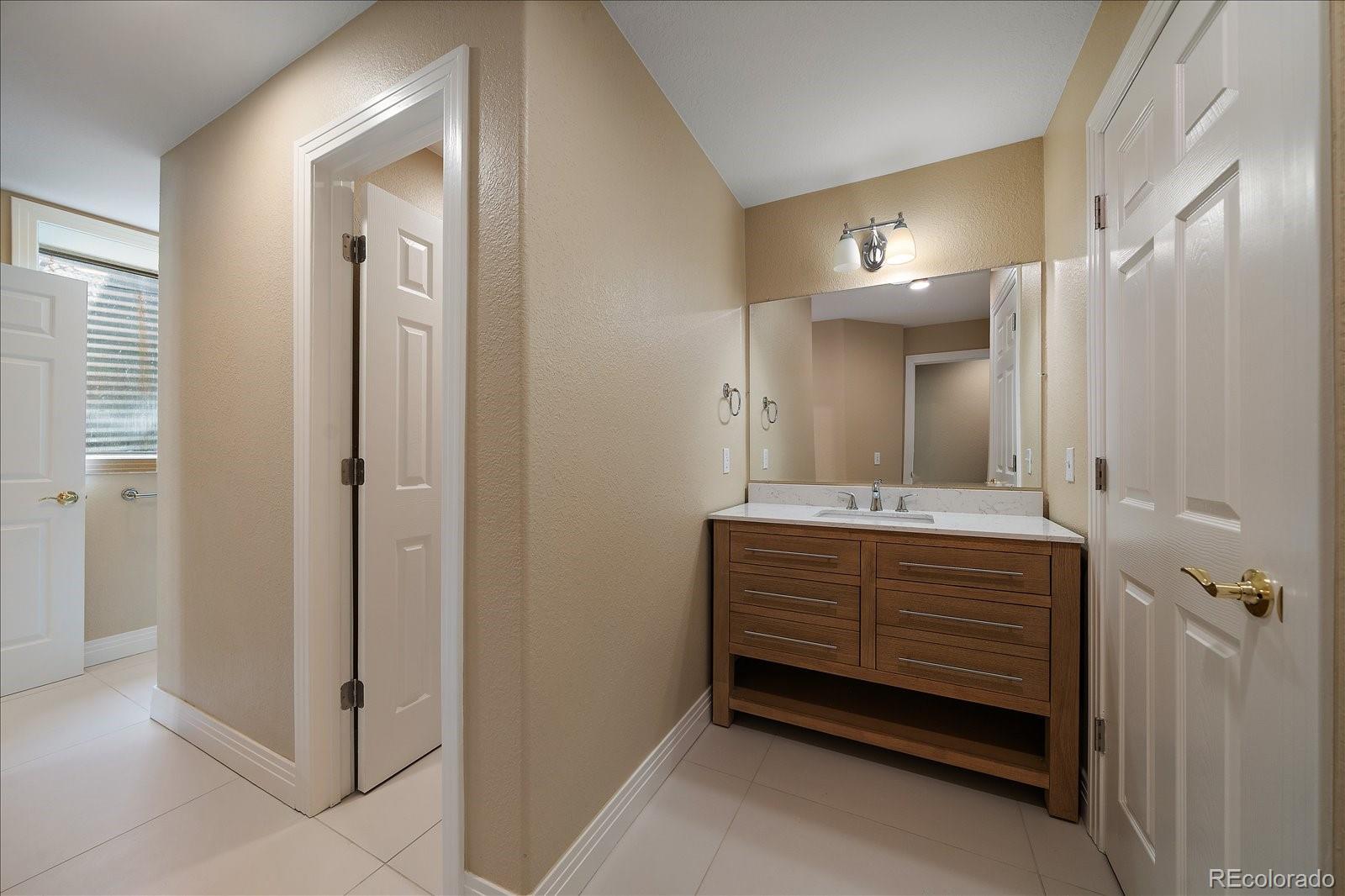 MLS Image #30 for 108 s monroe street,denver, Colorado