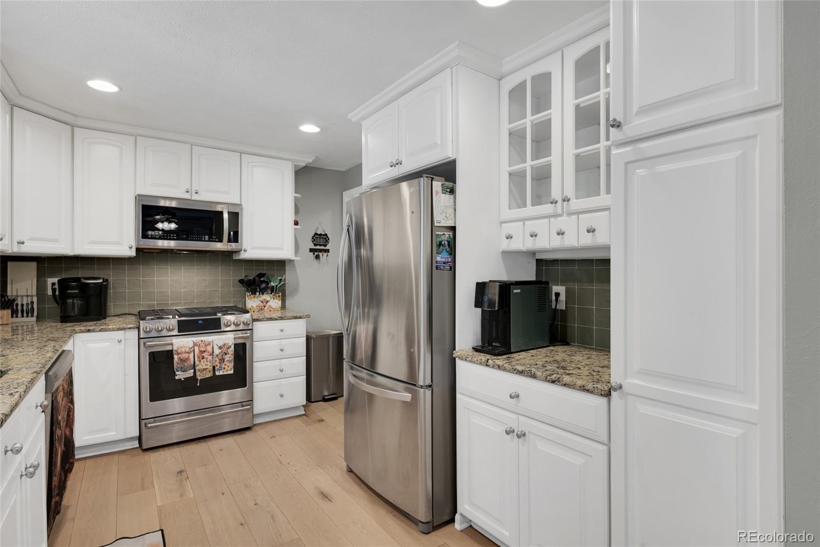 MLS Image #7 for 6259 s fenton court,littleton, Colorado