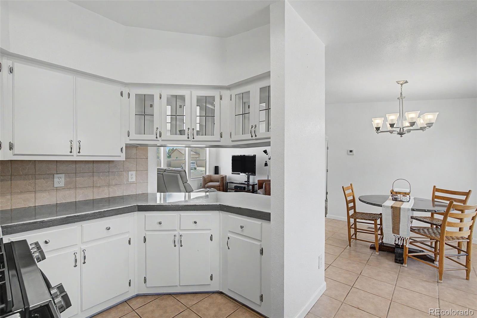 MLS Image #14 for 667 s burro drive,pueblo, Colorado
