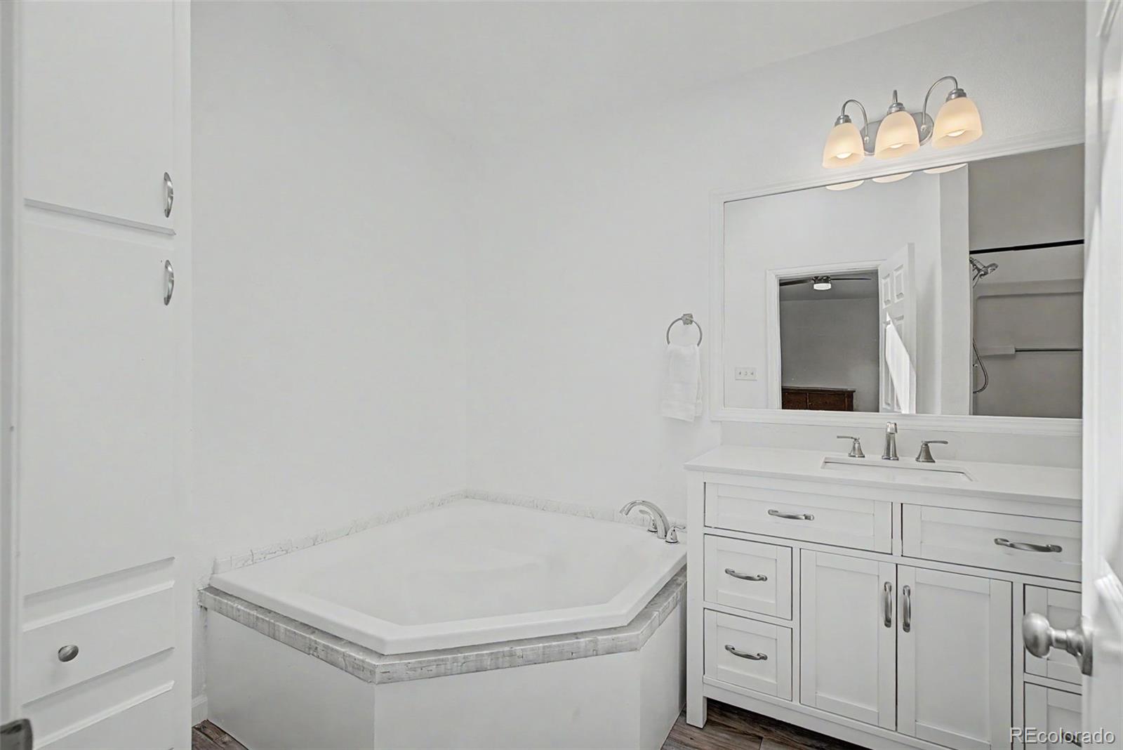 MLS Image #19 for 667 s burro drive,pueblo, Colorado