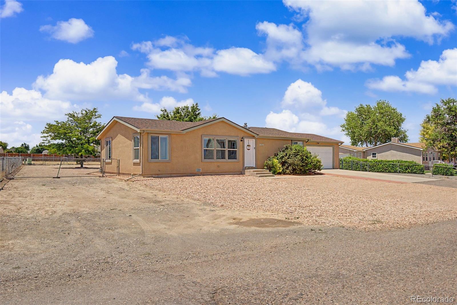 MLS Image #2 for 667 s burro drive,pueblo, Colorado