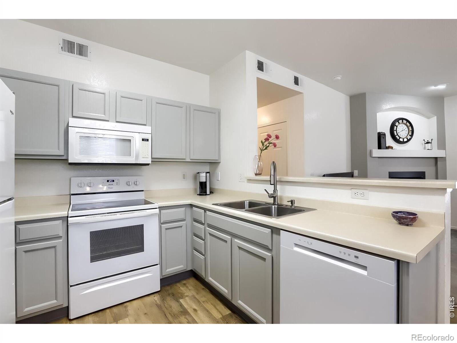 MLS Image #3 for 3002 w elizabeth street,fort collins, Colorado