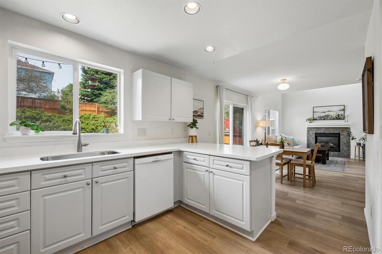 MLS Image #11 for 9659  queenscliffe drive,littleton, Colorado