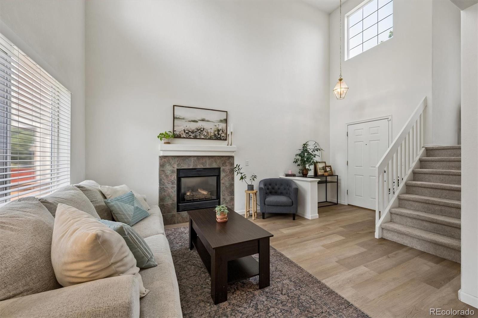 MLS Image #3 for 9659  queenscliffe drive,littleton, Colorado