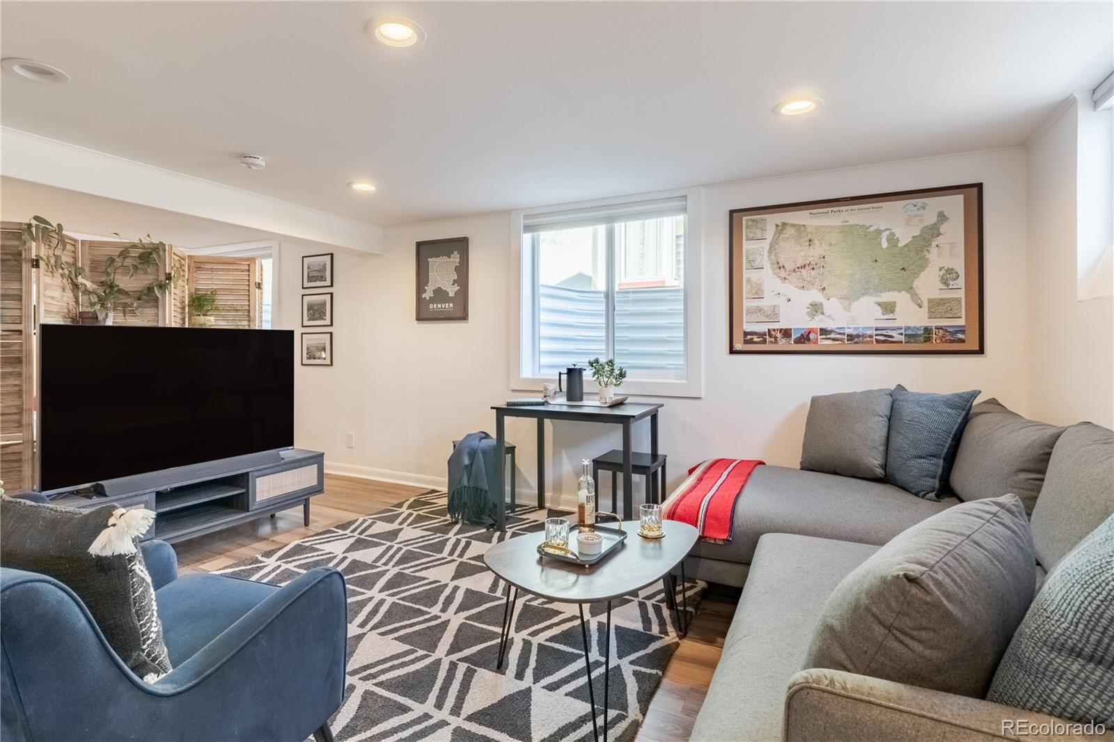 MLS Image #19 for 1551 n krameria street,denver, Colorado