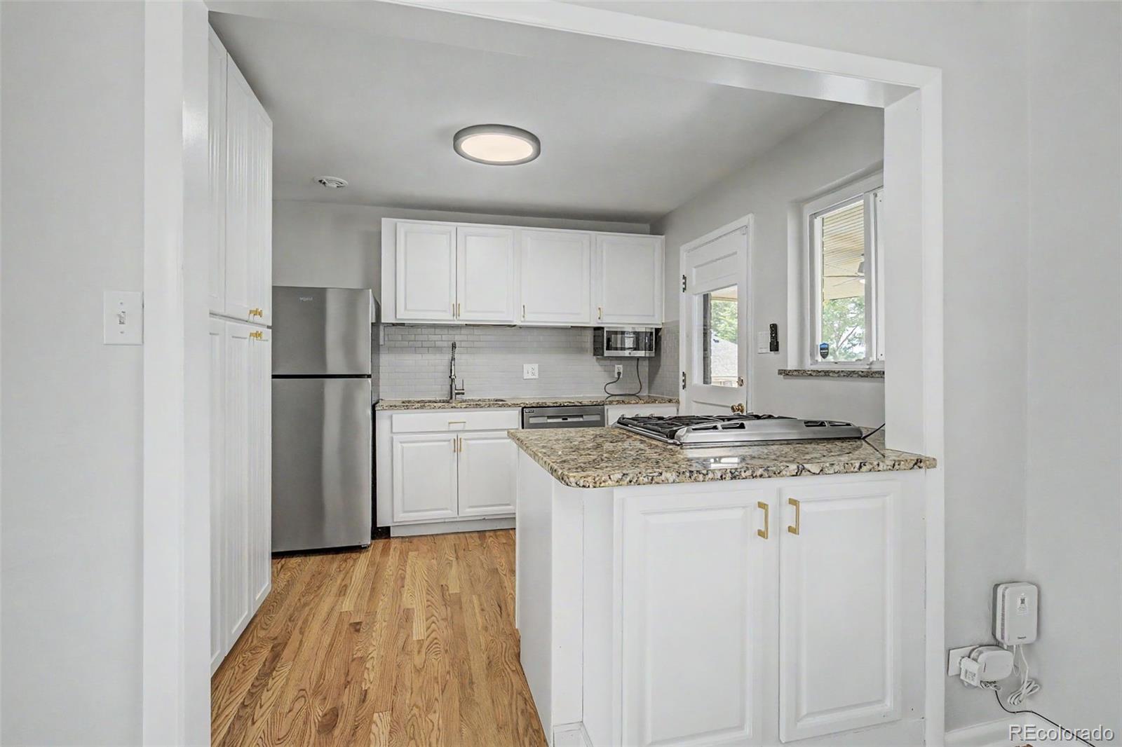 MLS Image #4 for 1551 n krameria street,denver, Colorado