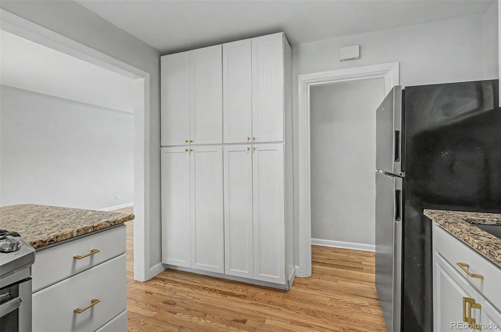 MLS Image #6 for 1551 n krameria street,denver, Colorado