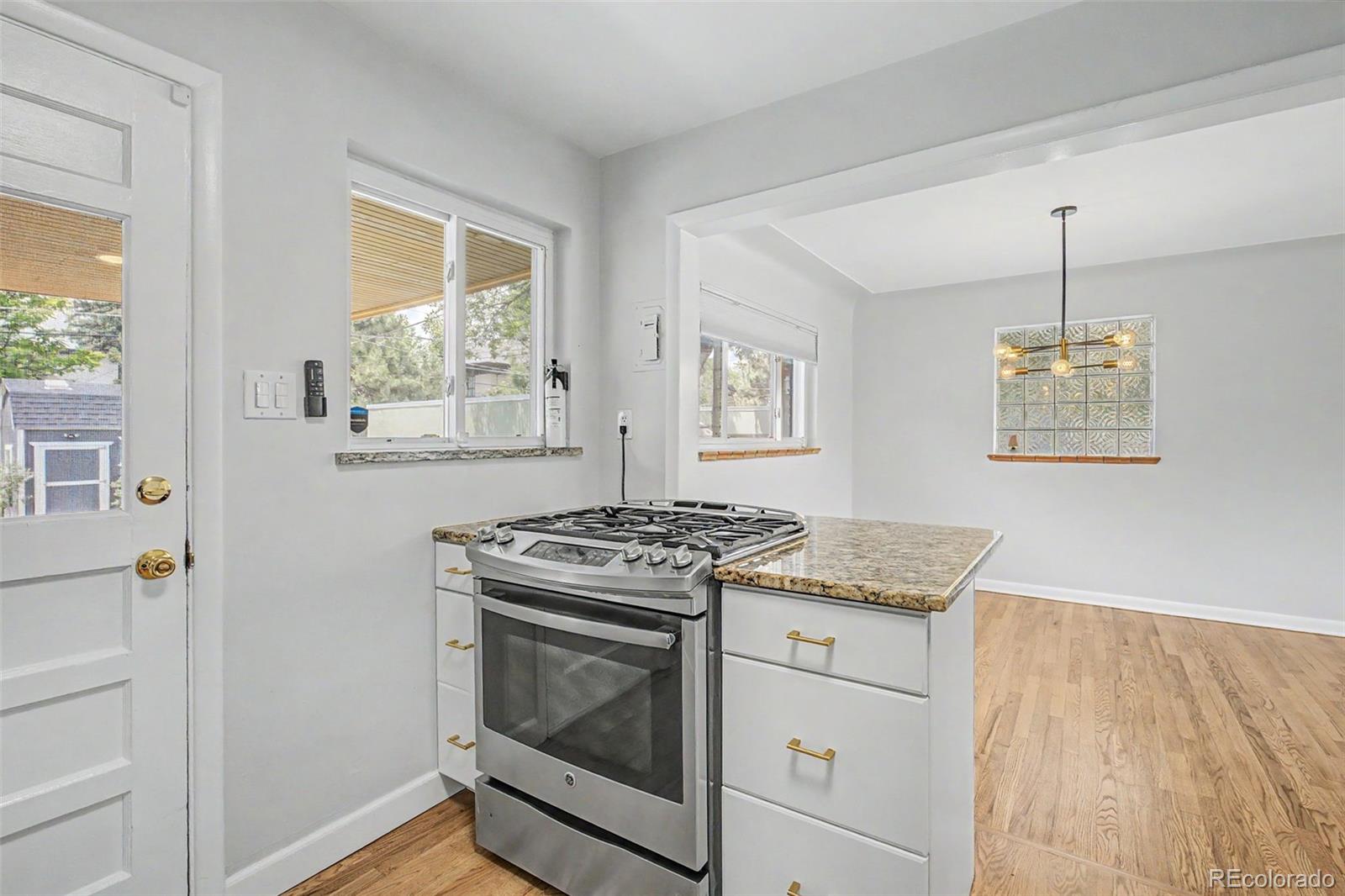 MLS Image #7 for 1551 n krameria street,denver, Colorado