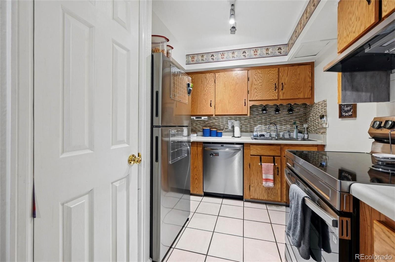 MLS Image #4 for 1131  willow bend circle c,colorado springs, Colorado