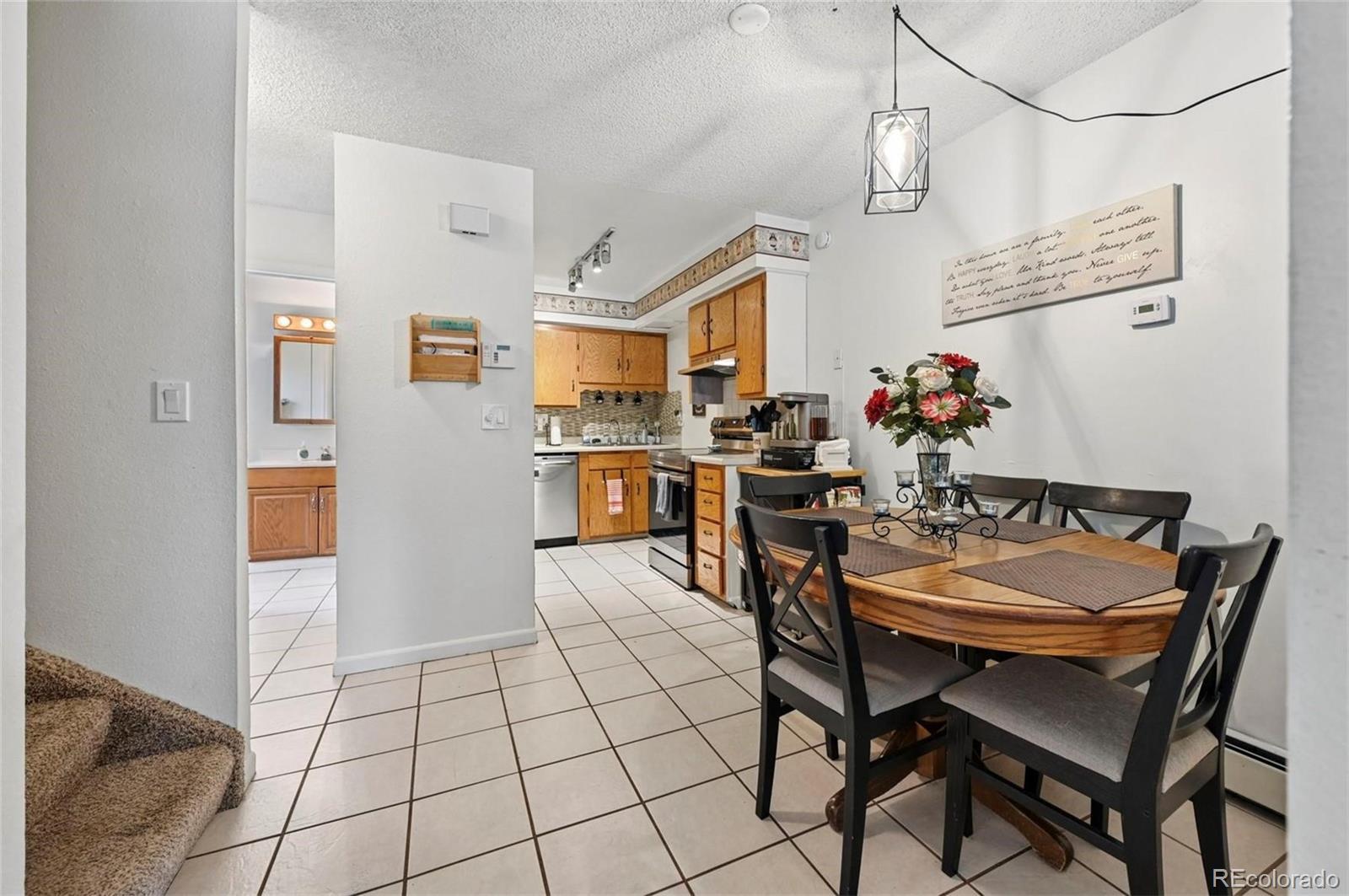 MLS Image #5 for 1131  willow bend circle c,colorado springs, Colorado