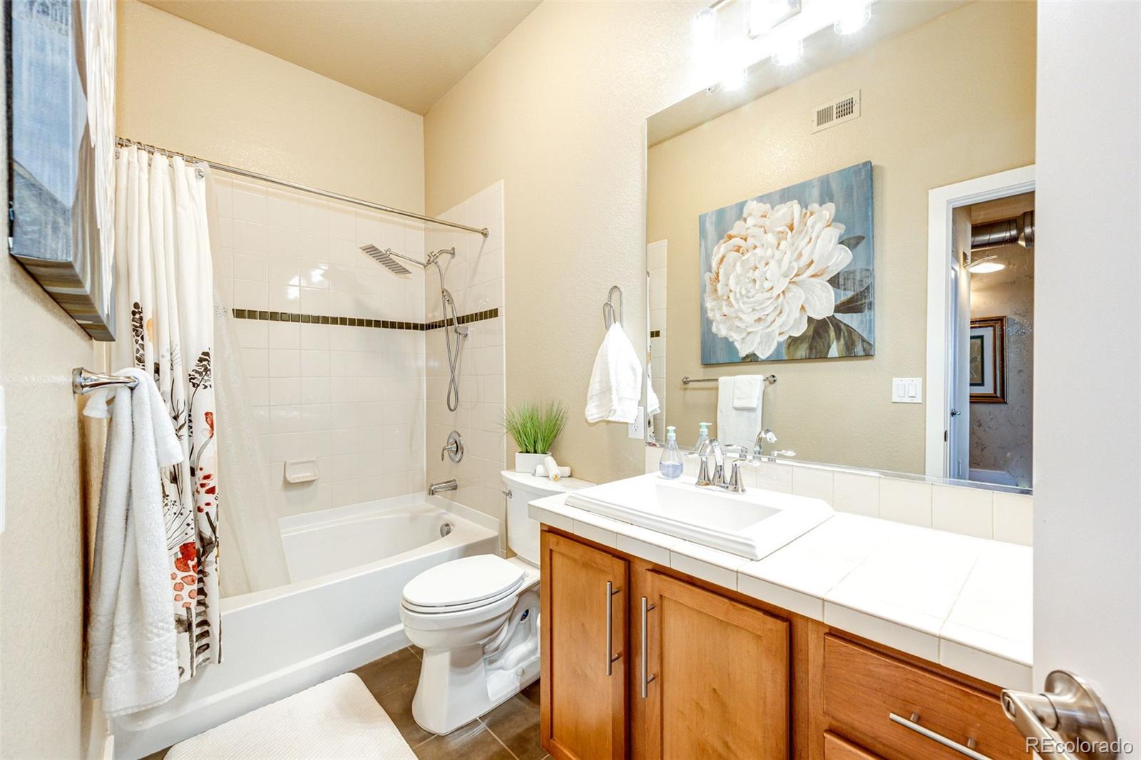MLS Image #19 for 10111  inverness main street  332,englewood, Colorado