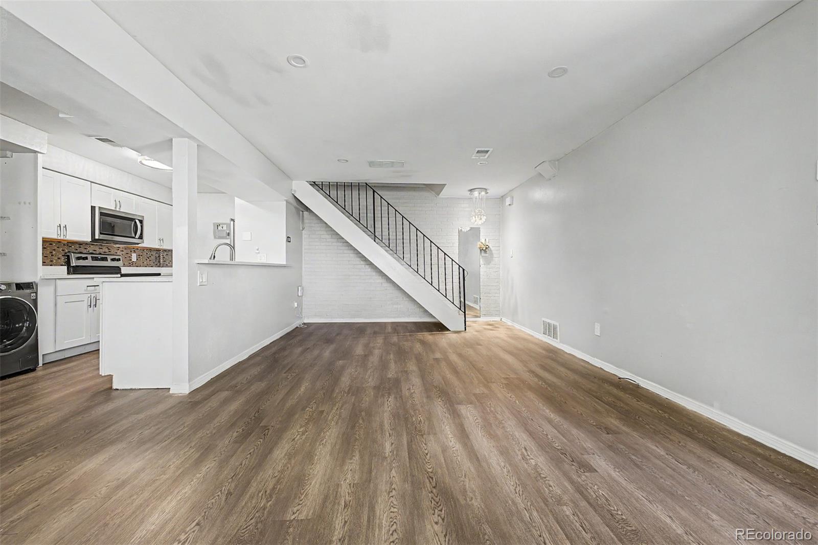 MLS Image #11 for 1182 s eagle circle b,aurora, Colorado