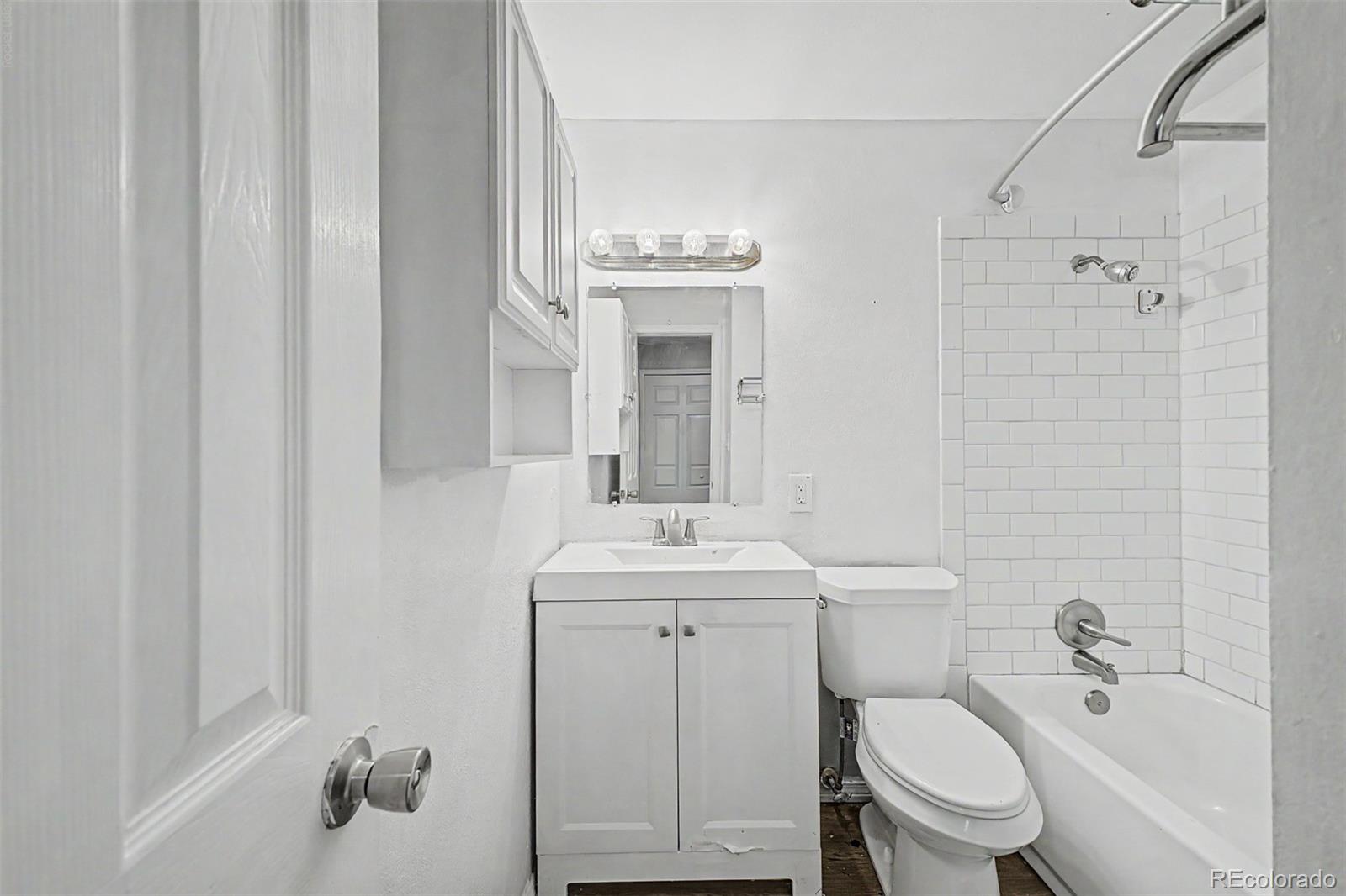 MLS Image #23 for 1182 s eagle circle b,aurora, Colorado