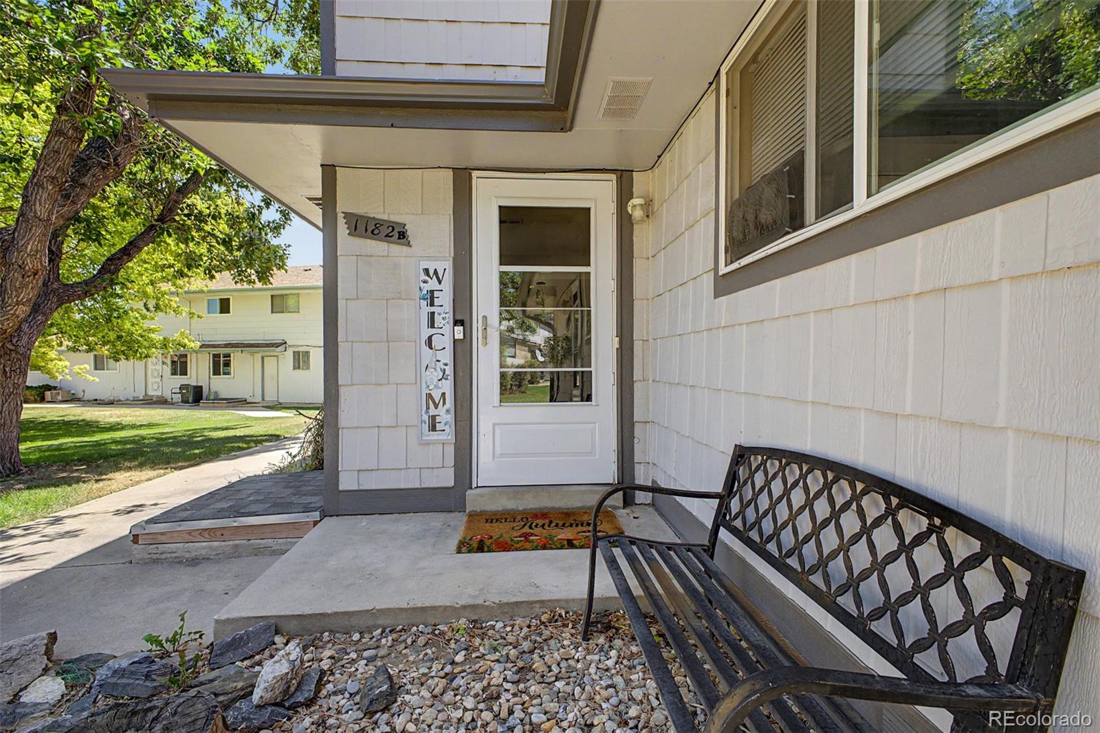 MLS Image #3 for 1182 s eagle circle b,aurora, Colorado