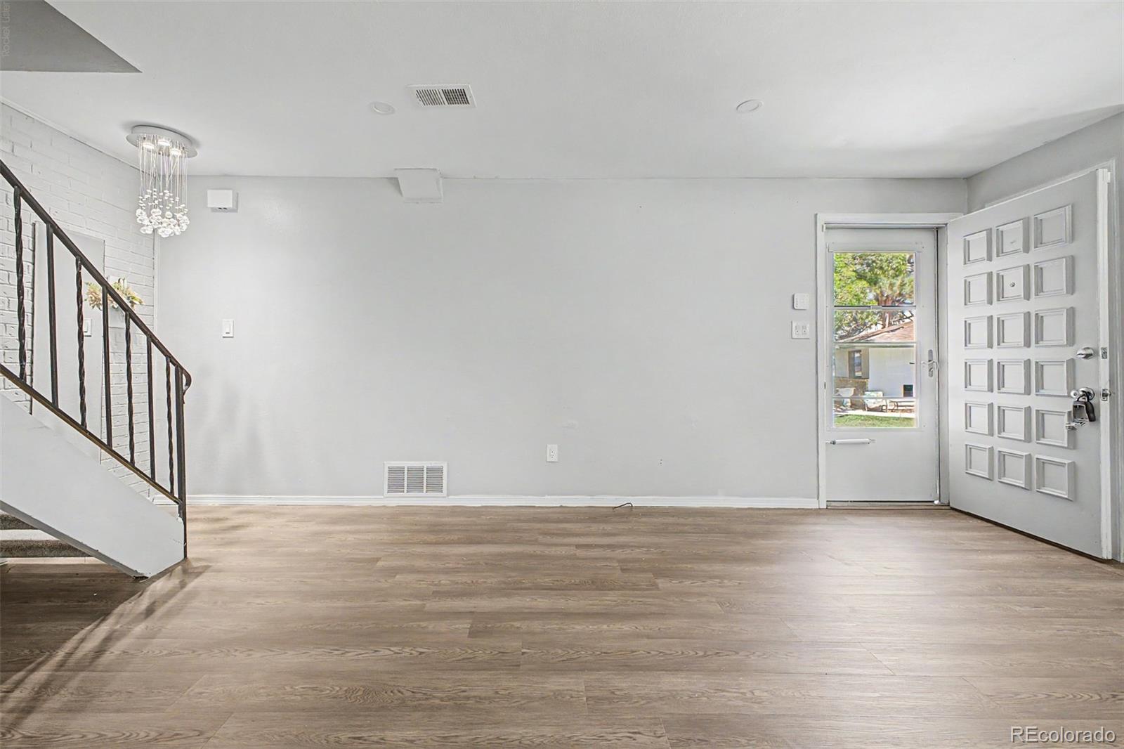 MLS Image #6 for 1182 s eagle circle b,aurora, Colorado