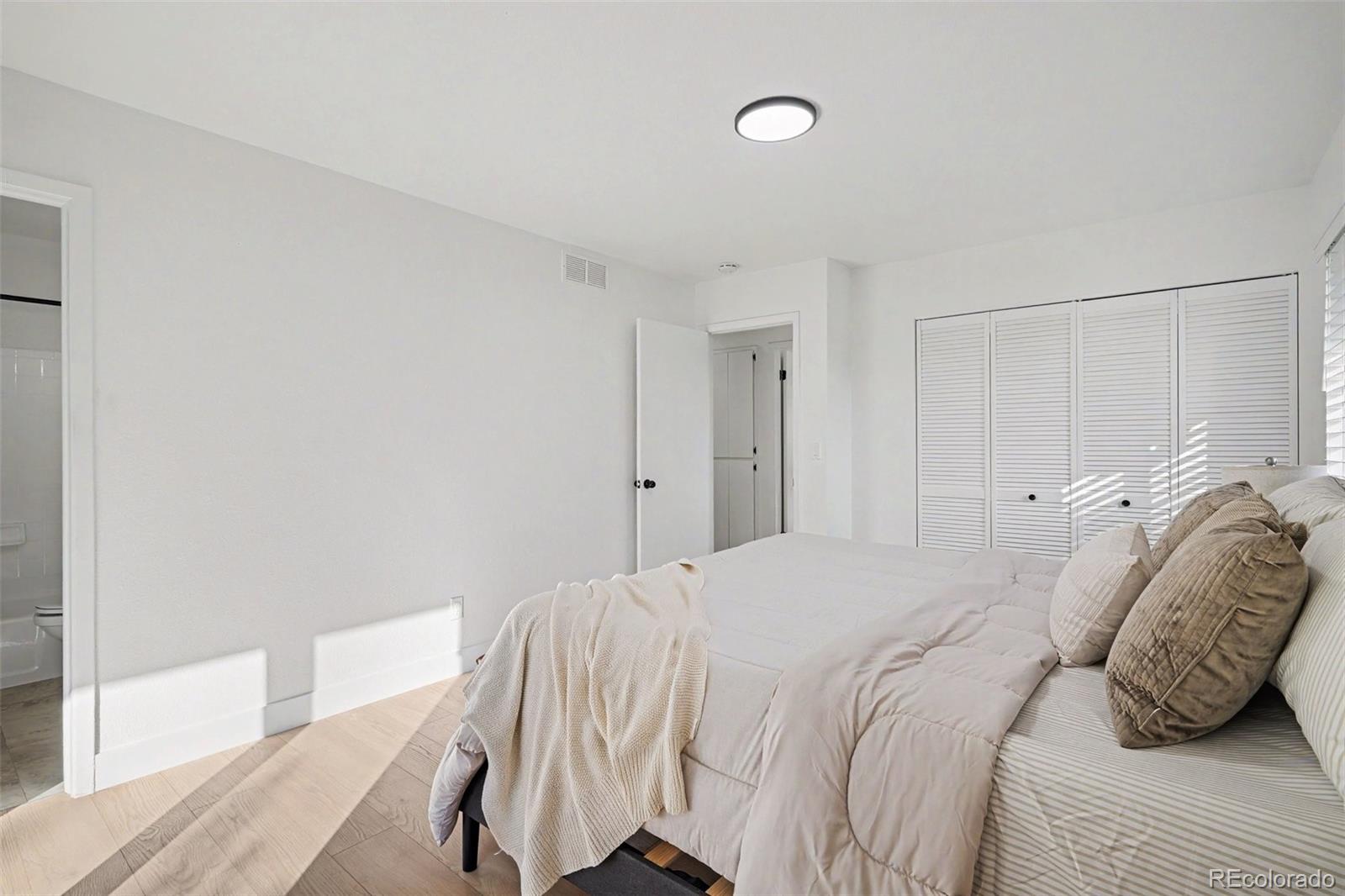 MLS Image #11 for 4655 s akron  ,greenwood village, Colorado