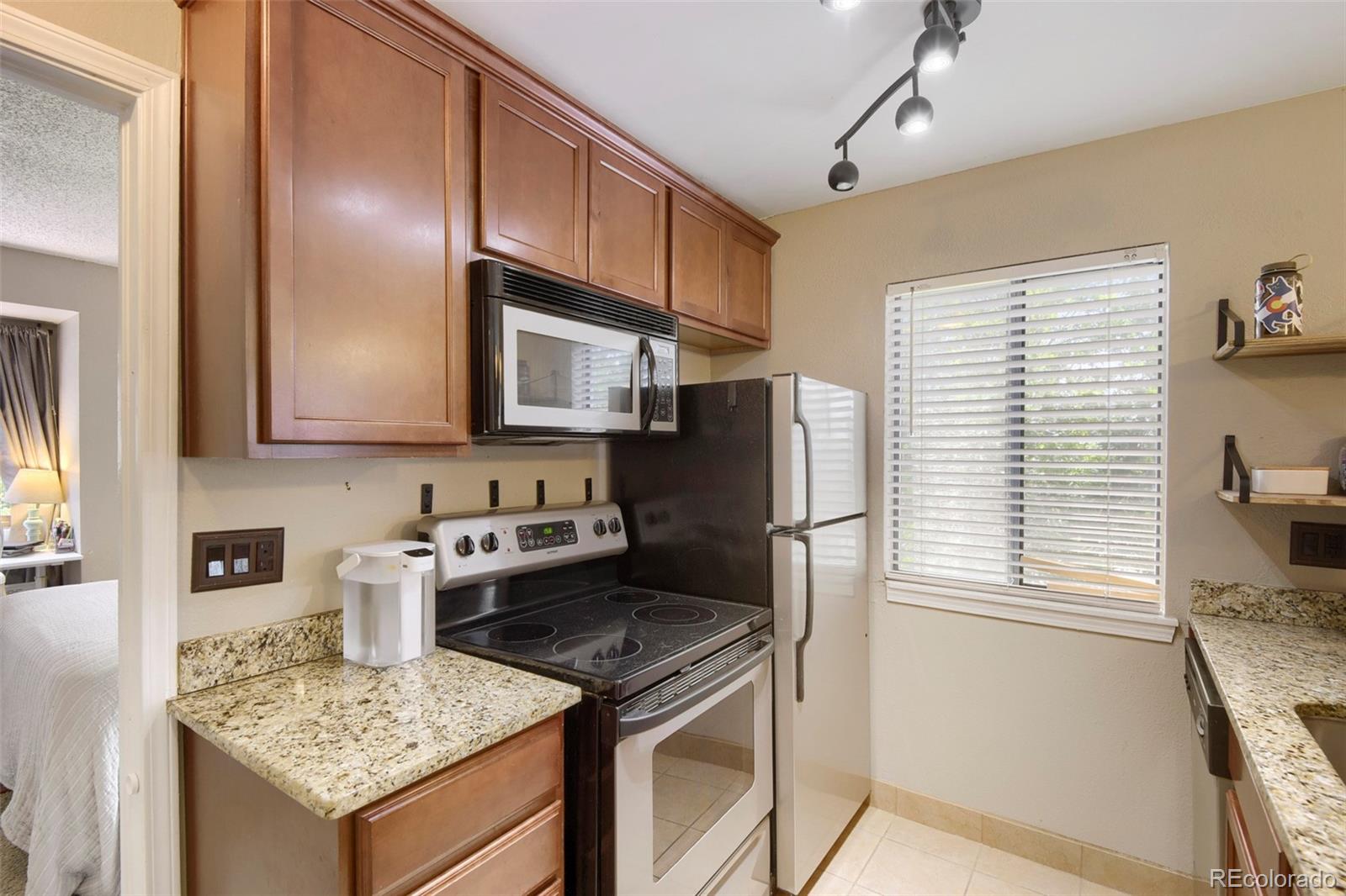 MLS Image #9 for 6380 s boston street,greenwood village, Colorado