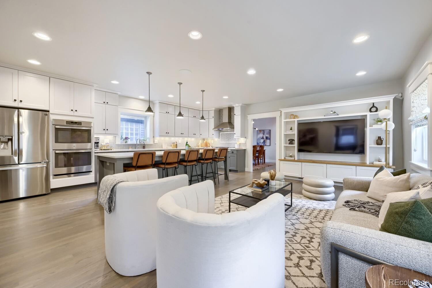 MLS Image #5 for 2322  hudson street,denver, Colorado