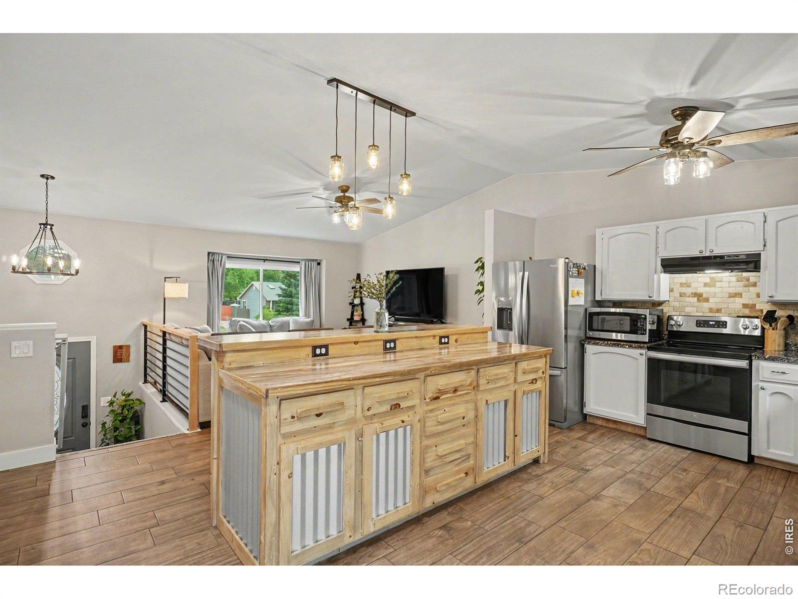MLS Image #8 for 350  slippery elm place,loveland, Colorado