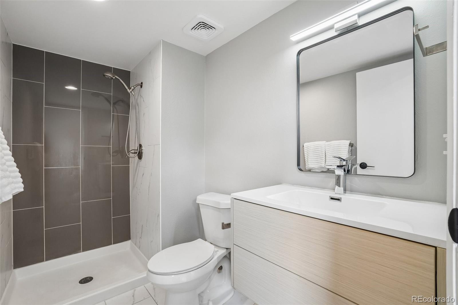 MLS Image #24 for 540 s forest street 1-201,denver, Colorado