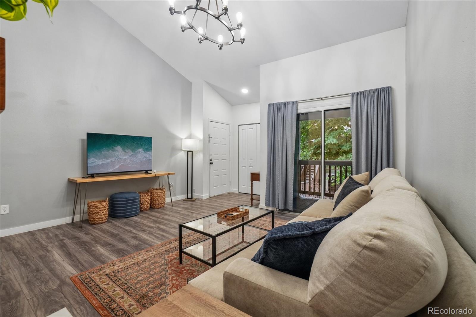 MLS Image #5 for 540 s forest street 1-201,denver, Colorado