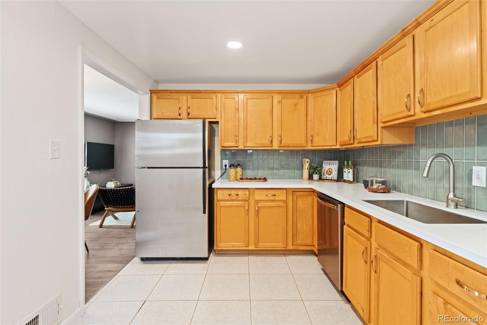 MLS Image #12 for 2418  marshall street,edgewater, Colorado
