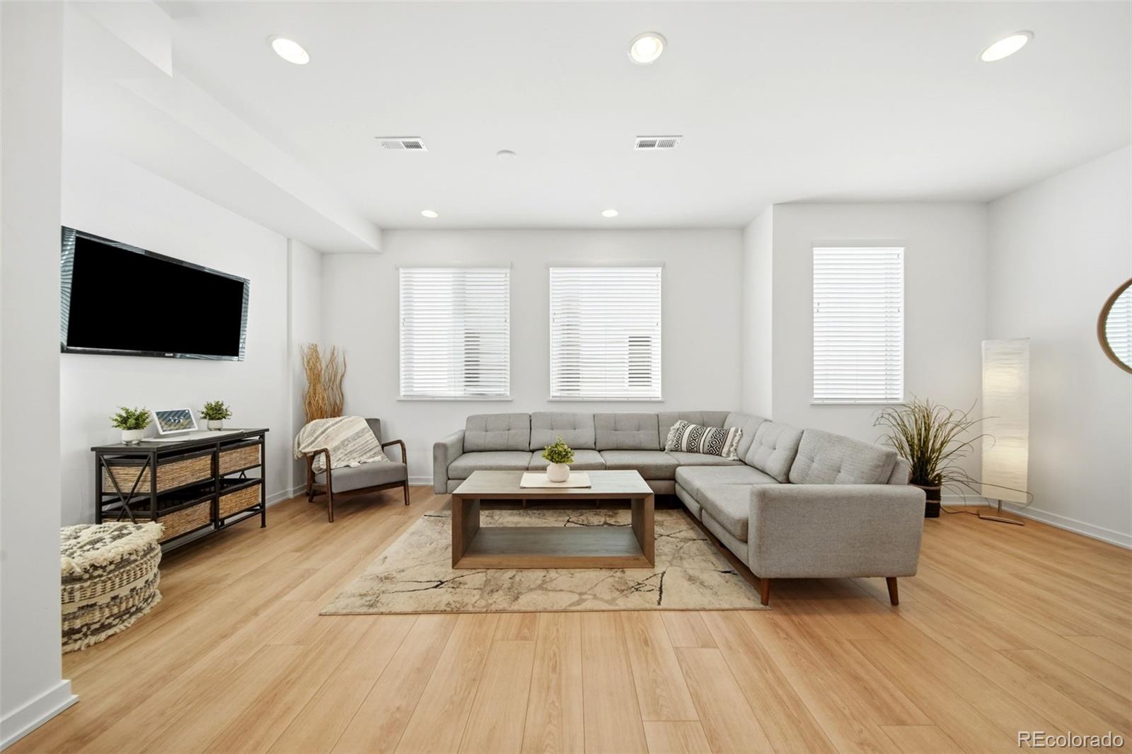 MLS Image #5 for 3101 w 47th avenue,denver, Colorado
