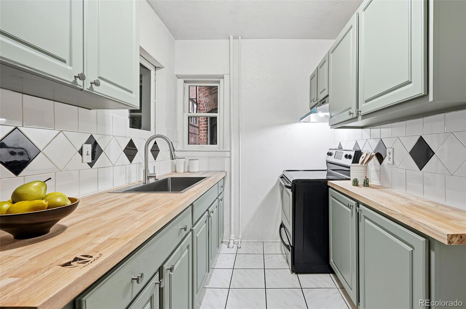 MLS Image #1 for 1137 n sherman street,denver, Colorado