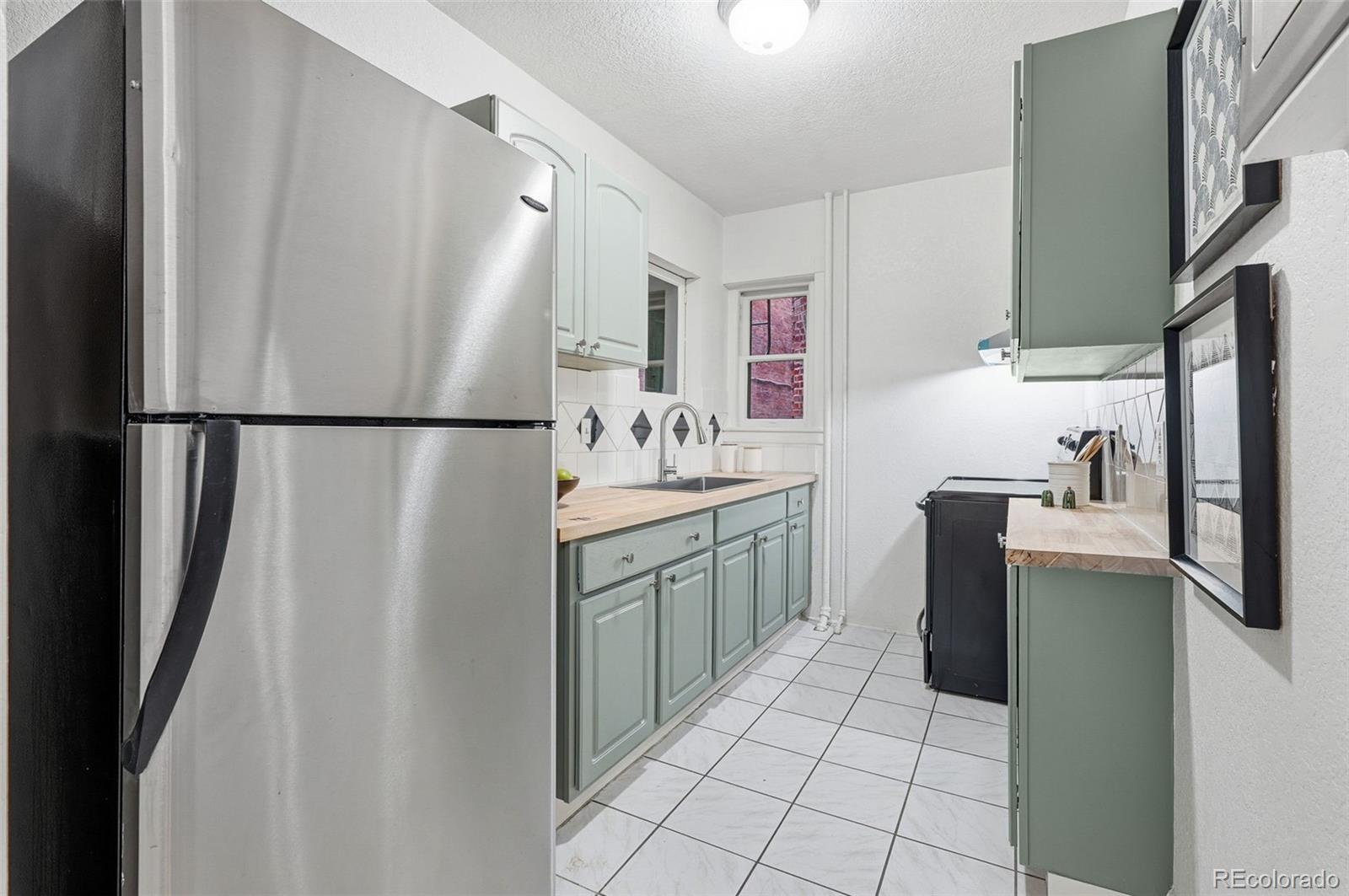 MLS Image #13 for 1137 n sherman street,denver, Colorado