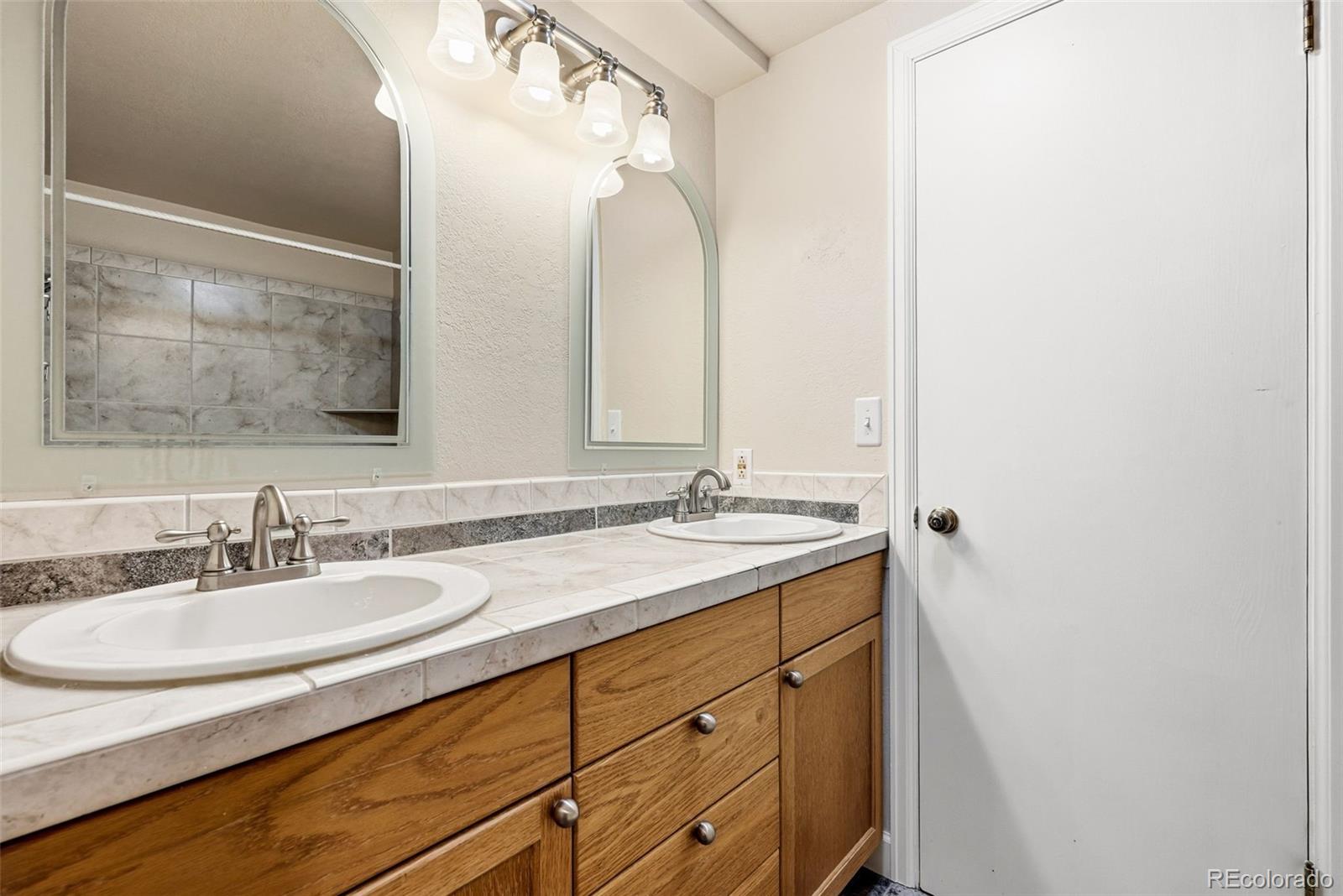 MLS Image #38 for 6846  surrey trail,littleton, Colorado