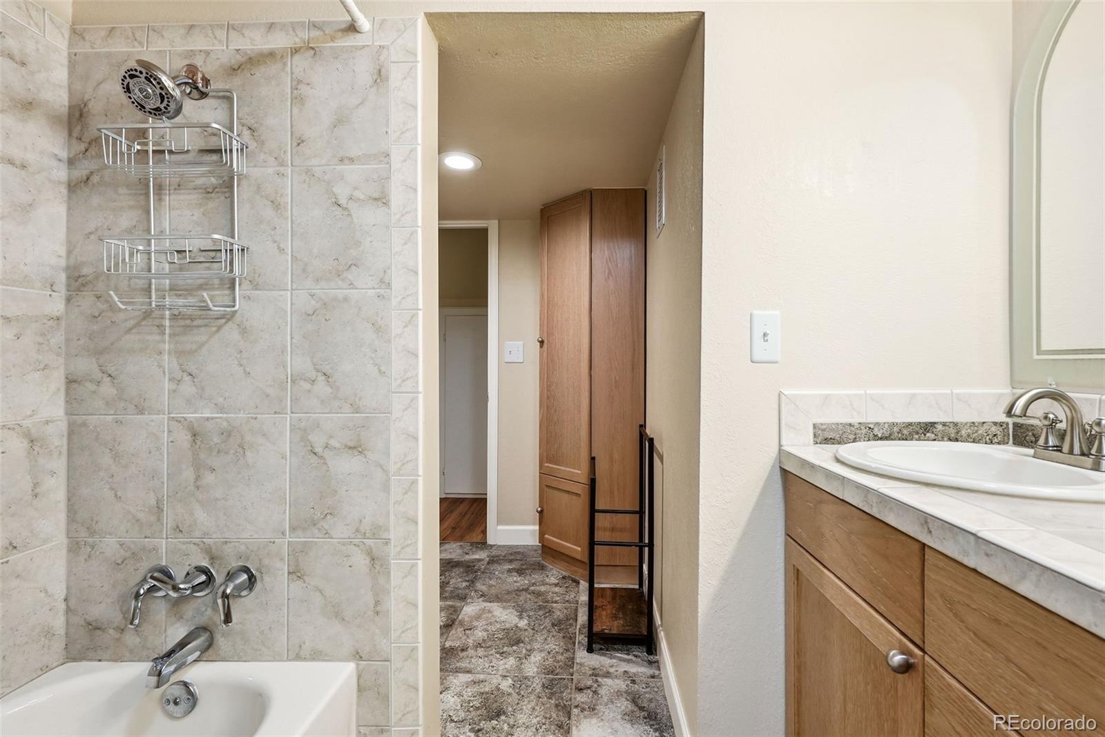 MLS Image #39 for 6846  surrey trail,littleton, Colorado