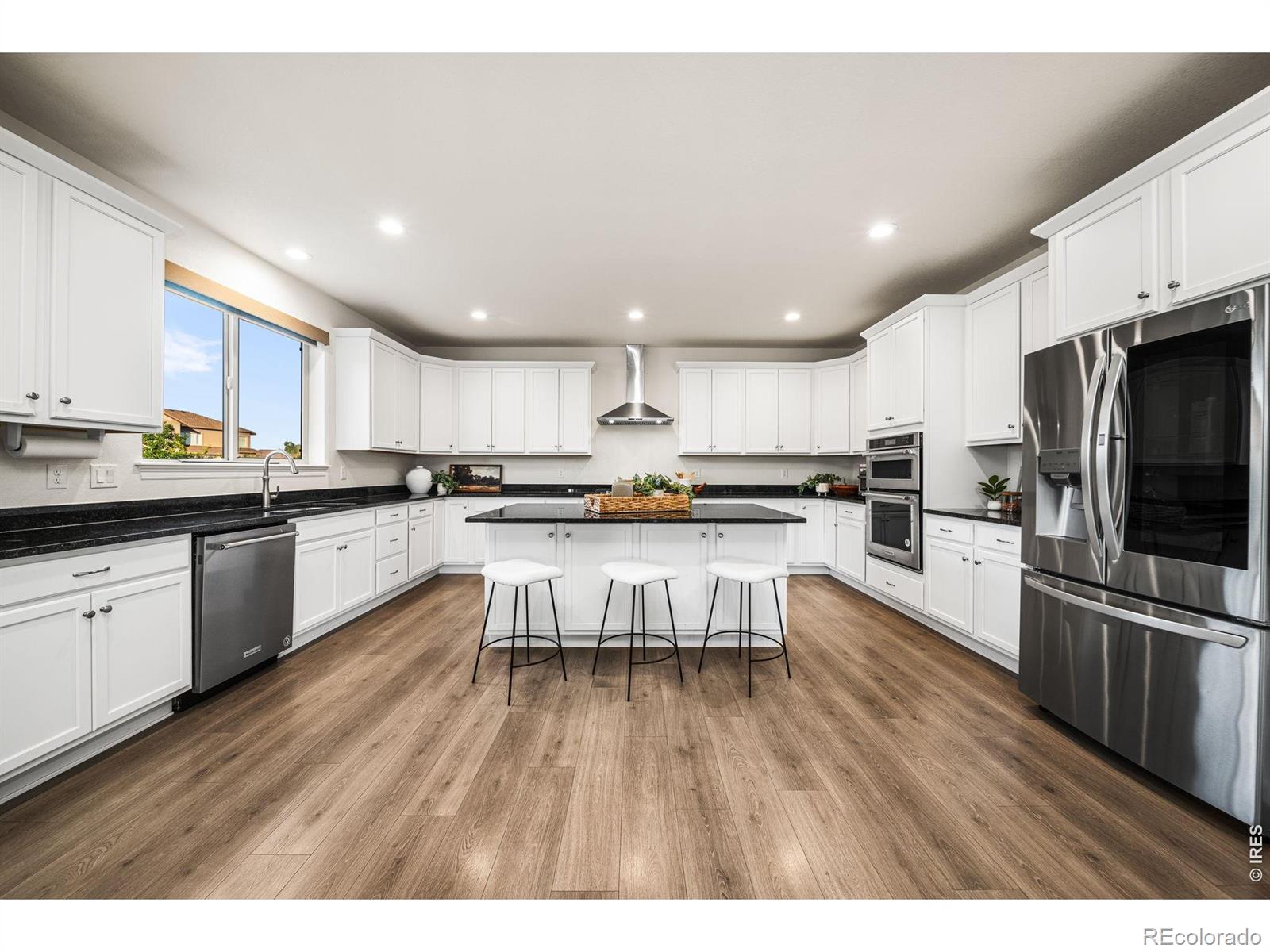 MLS Image #12 for 6402  foothills view place,fort collins, Colorado