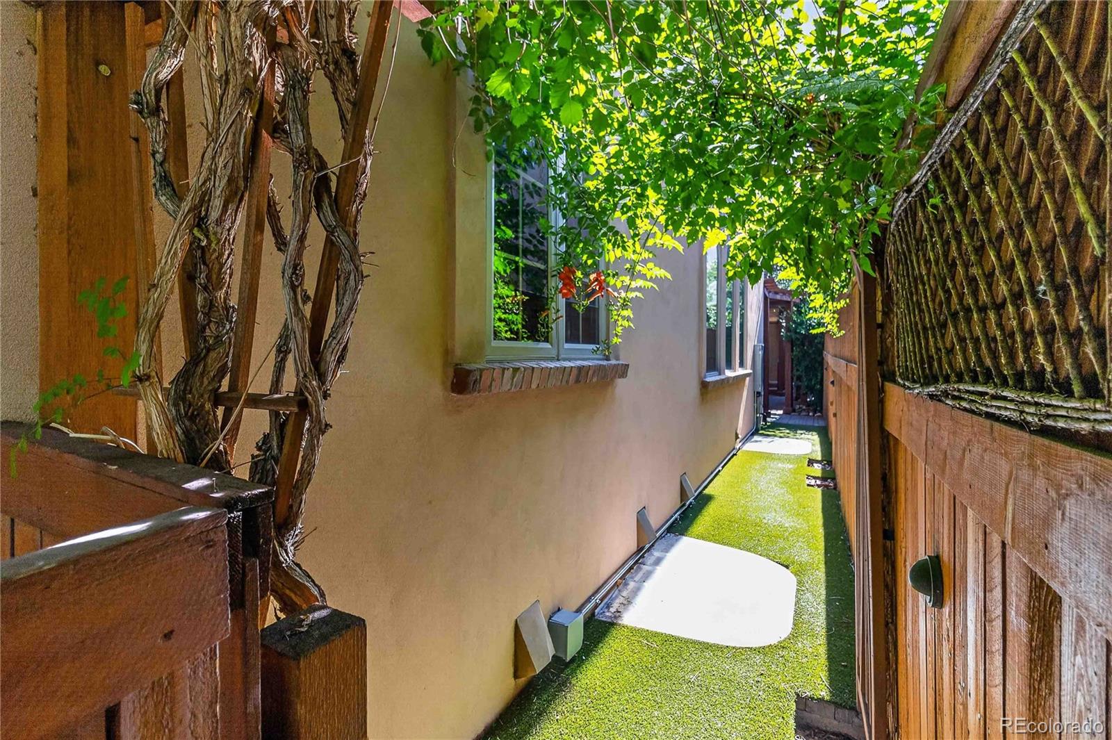 MLS Image #10 for 2170 s clarkson street,denver, Colorado