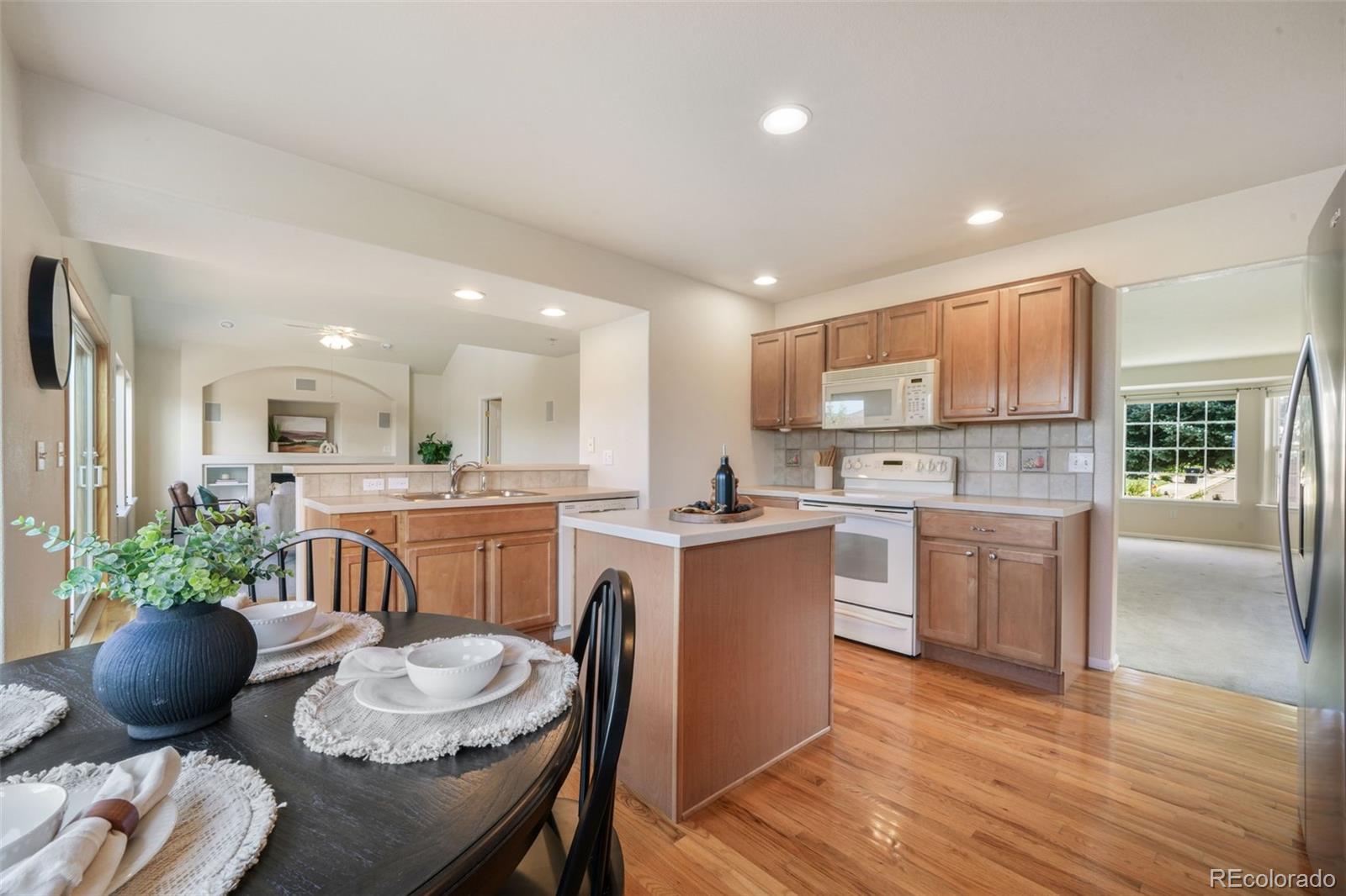 MLS Image #2 for 324  fox run circle,colorado springs, Colorado