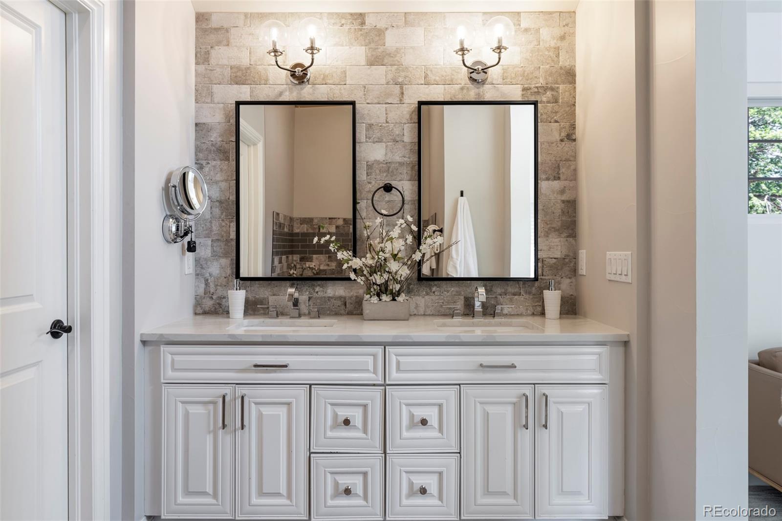 MLS Image #23 for 175 s jasmine street,denver, Colorado