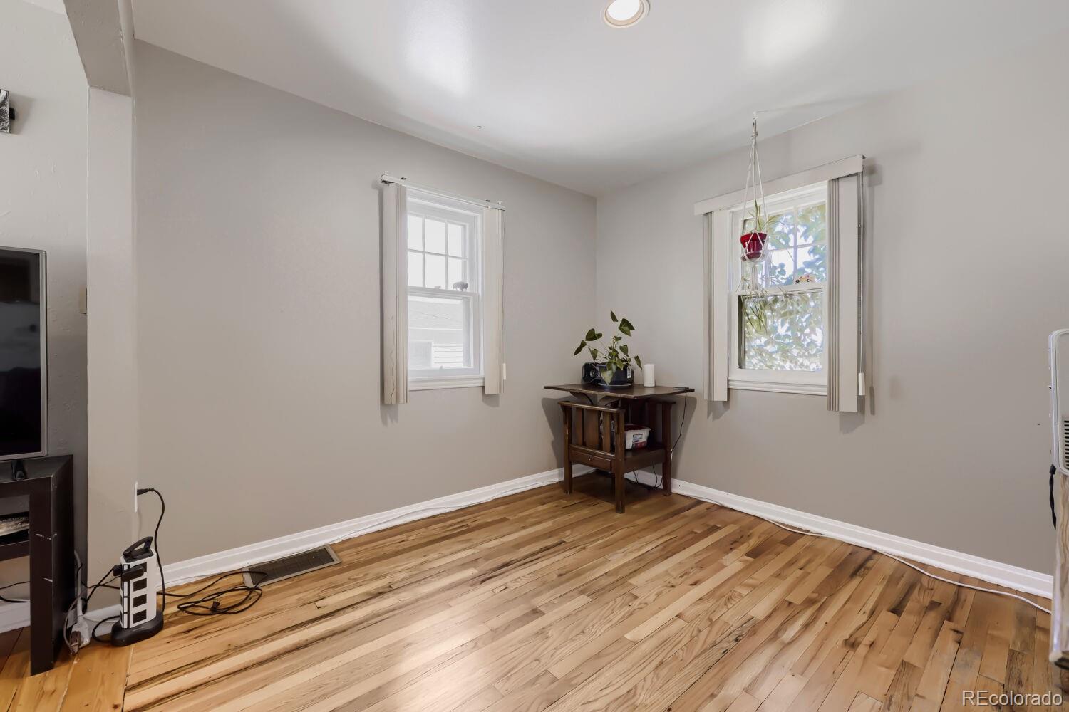 MLS Image #6 for 830  julian street,denver, Colorado