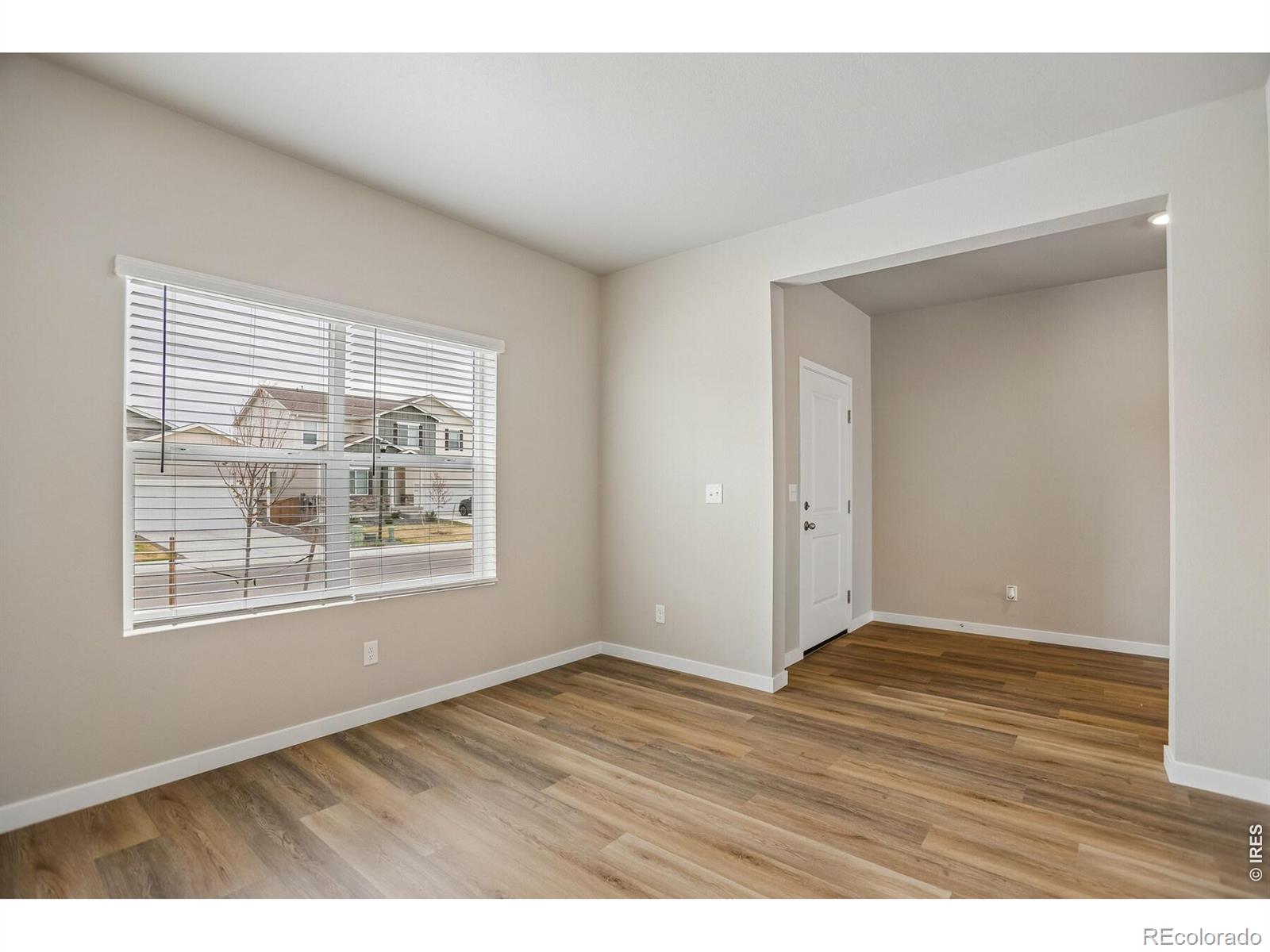 MLS Image #4 for 851  emerald lakes street,severance, Colorado