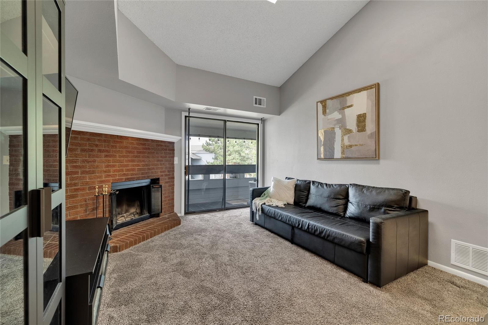MLS Image #3 for 14437 e 1st drive c04,aurora, Colorado