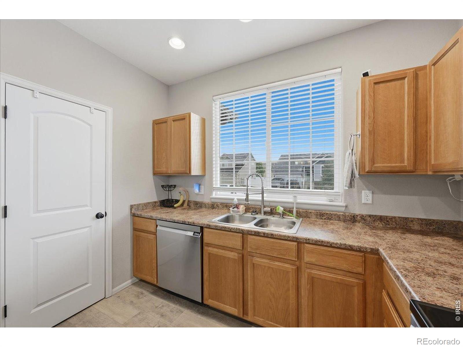 MLS Image #6 for 7447  little fox lane,wellington, Colorado