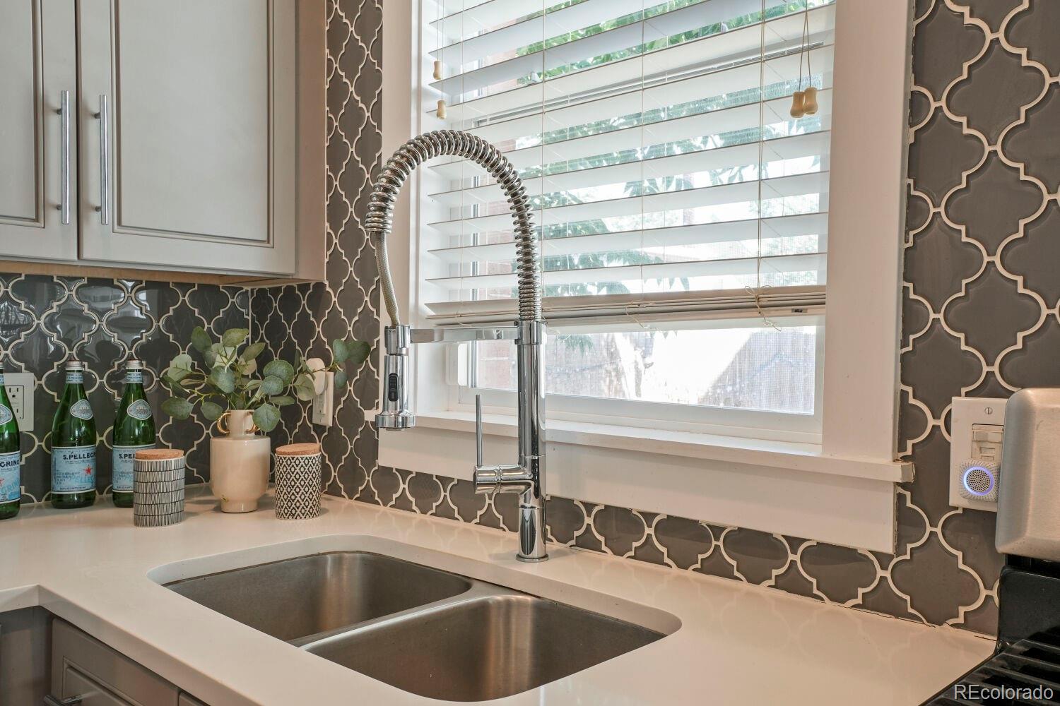 MLS Image #12 for 447  cherokee street,denver, Colorado