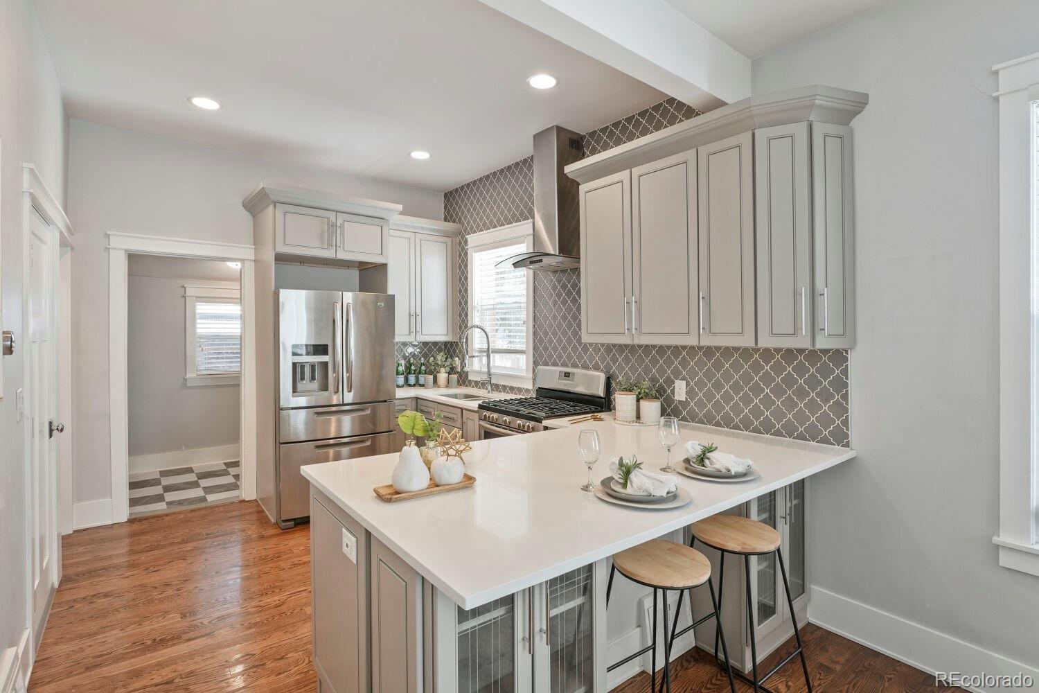 MLS Image #8 for 447  cherokee street,denver, Colorado