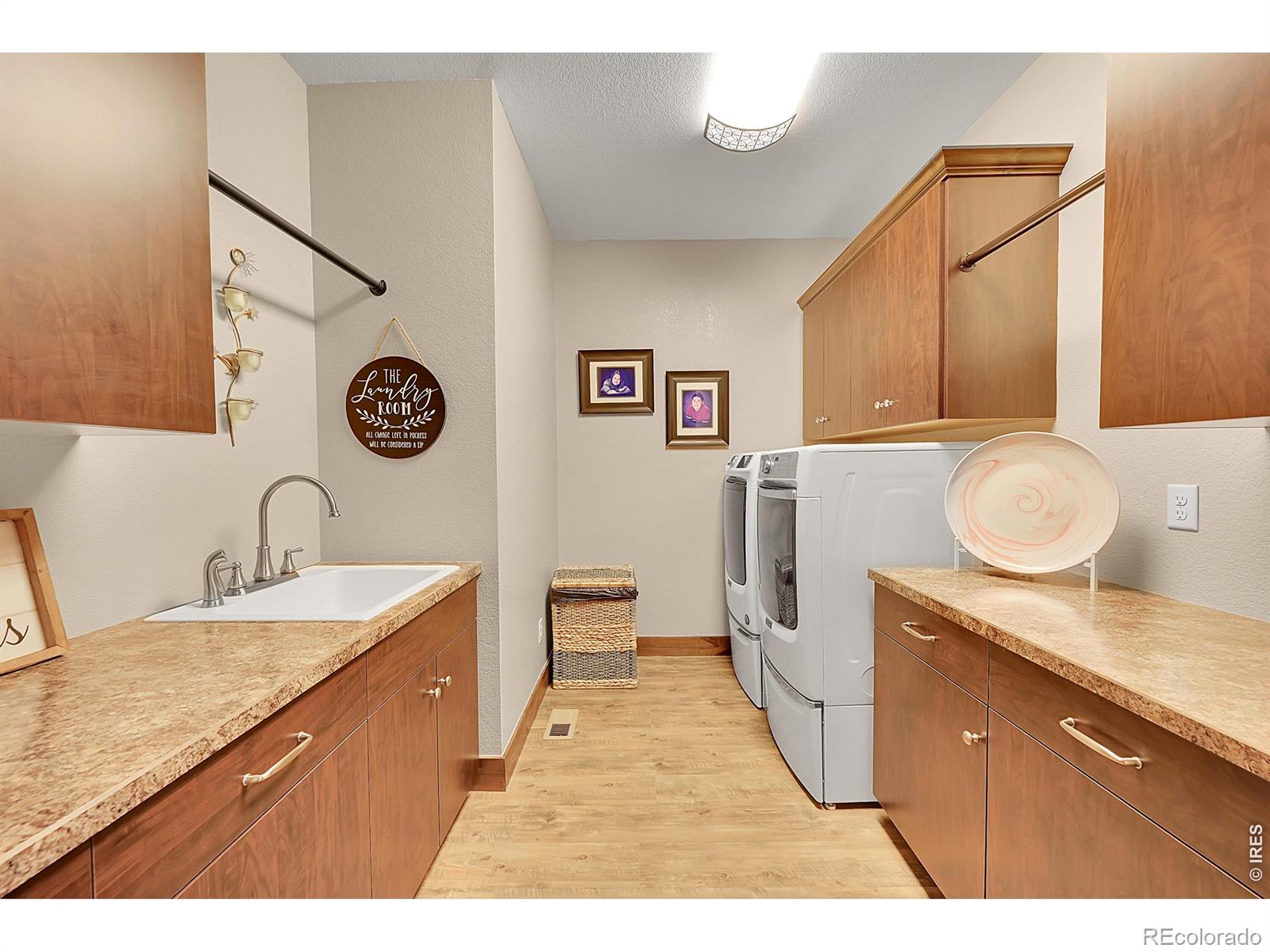 MLS Image #13 for 608  riverside court,greeley, Colorado