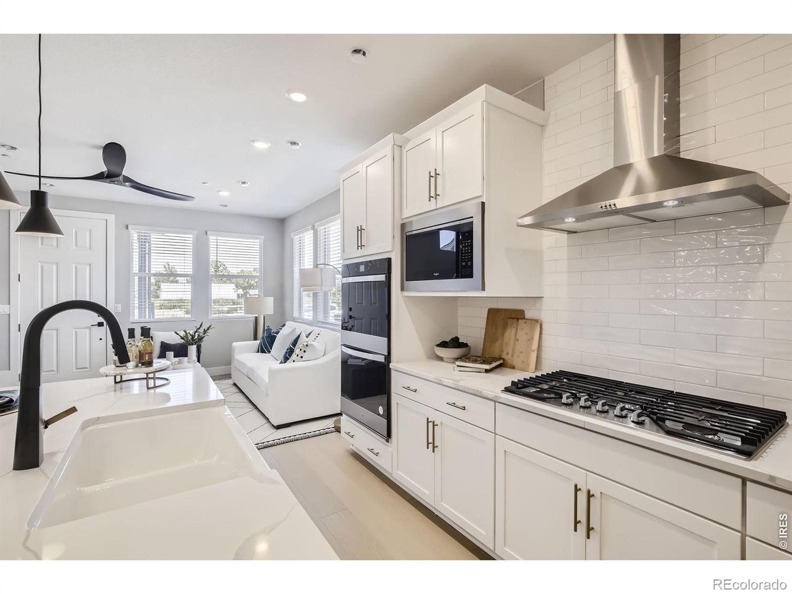 MLS Image #10 for 2841  bear springs circle,longmont, Colorado