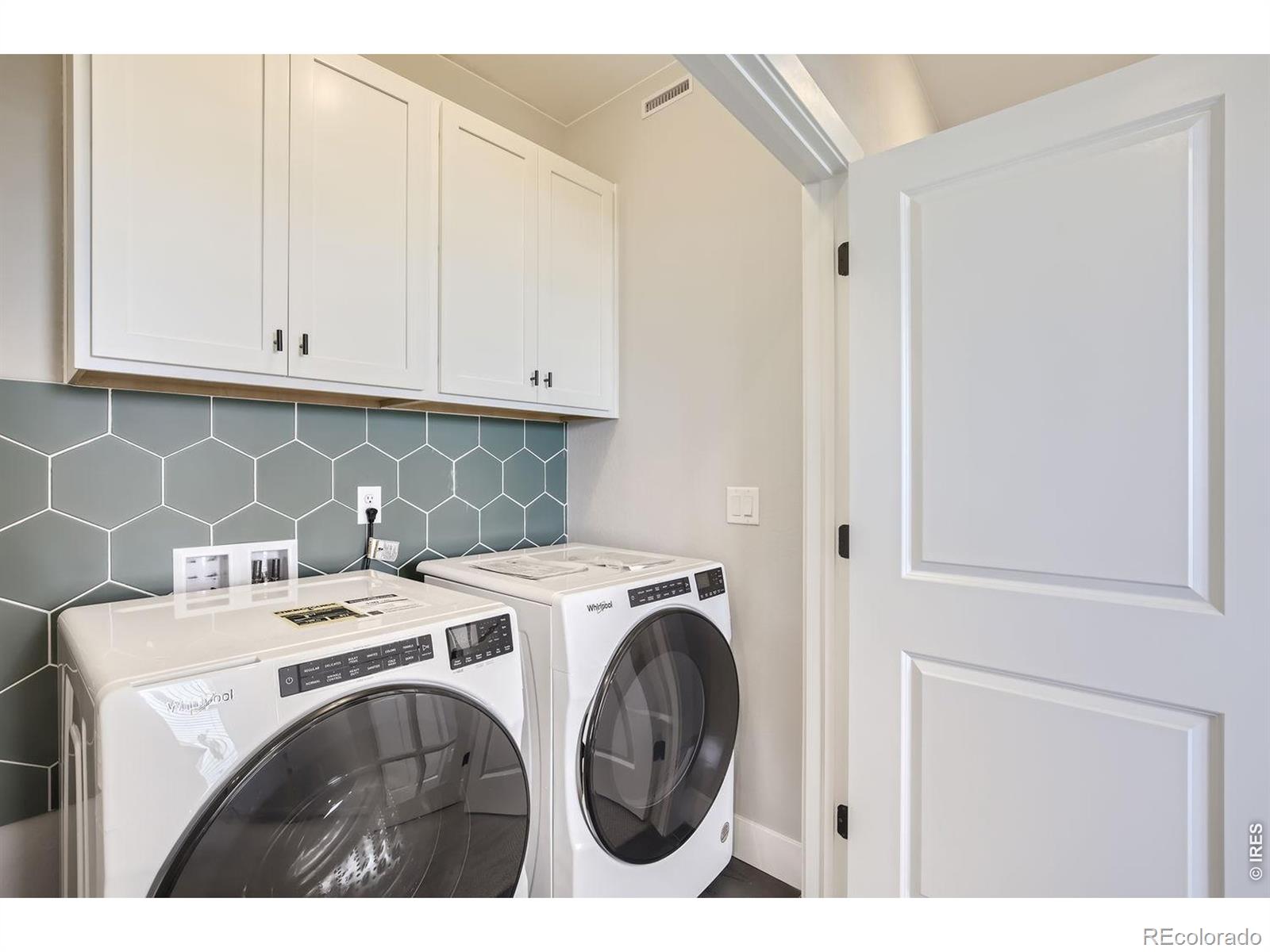 MLS Image #23 for 2841  bear springs circle,longmont, Colorado