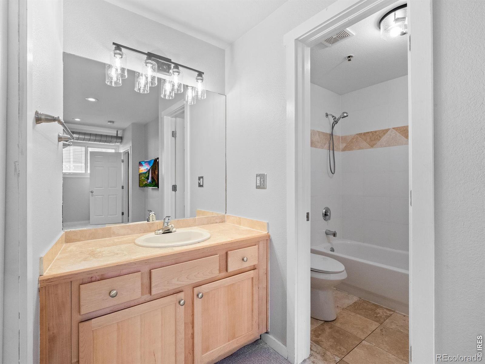 MLS Image #19 for 70 w 6th avenue,denver, Colorado