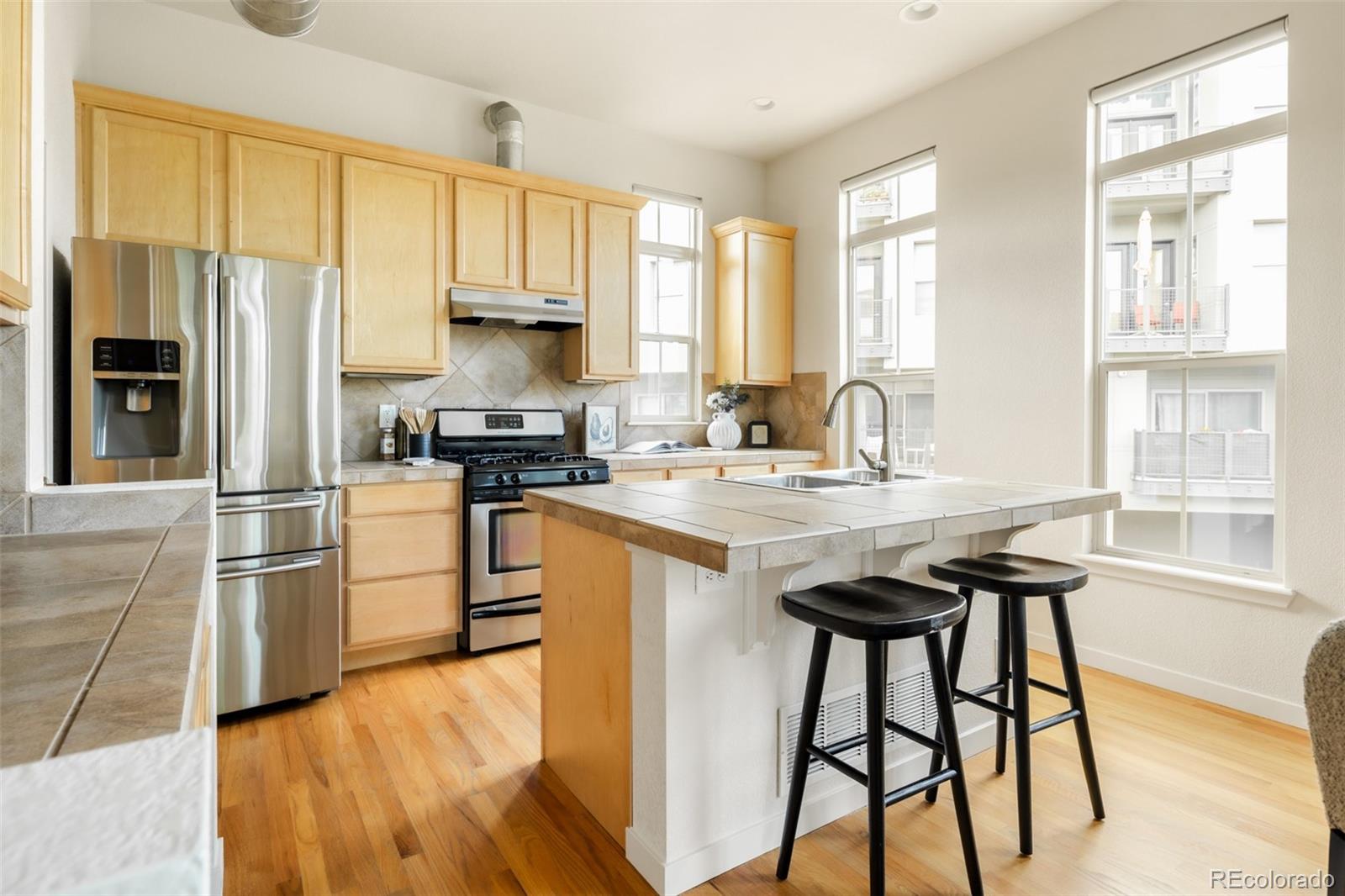 MLS Image #15 for 2889  syracuse court,denver, Colorado