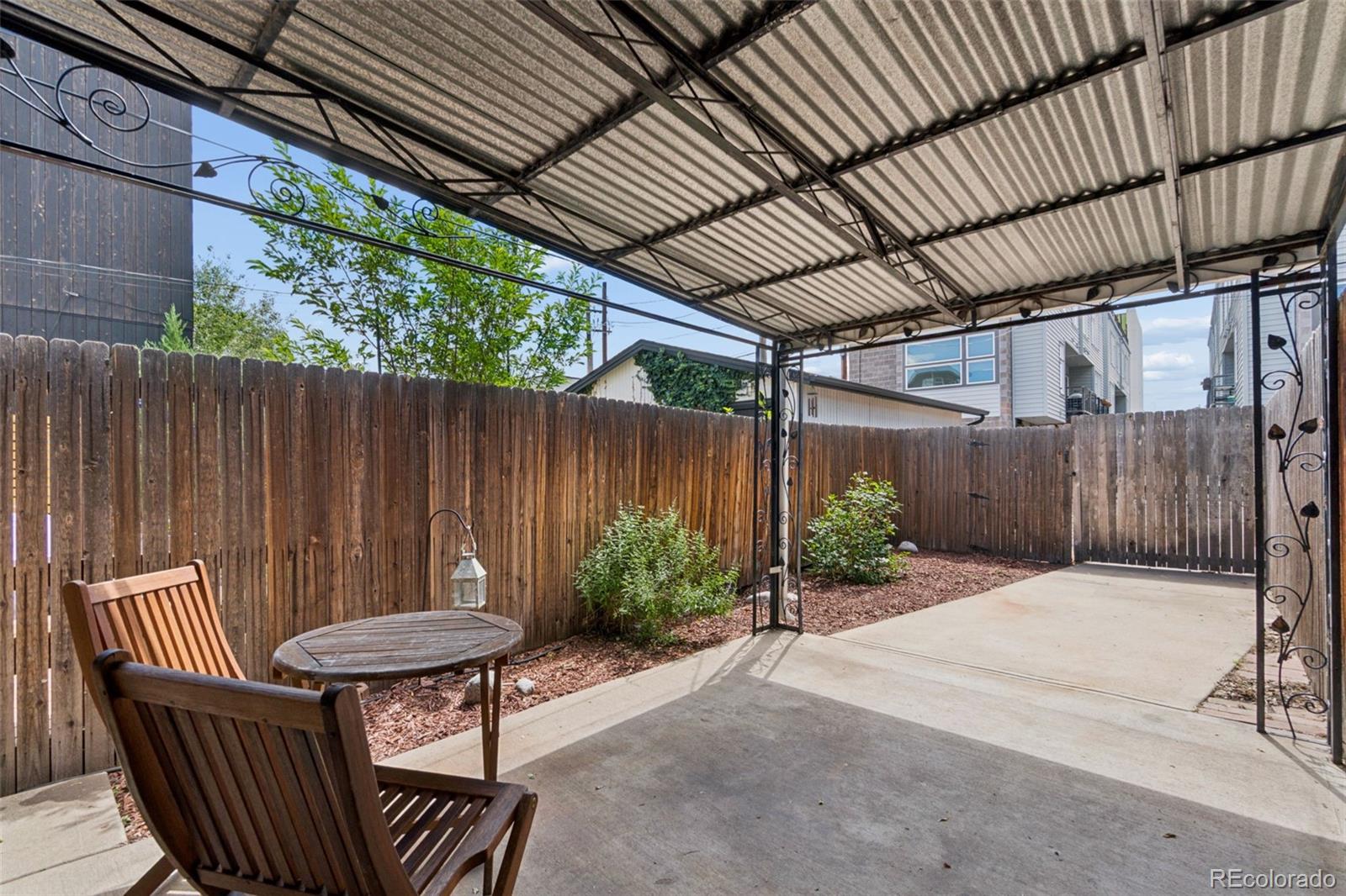 MLS Image #19 for 3014  california street,denver, Colorado
